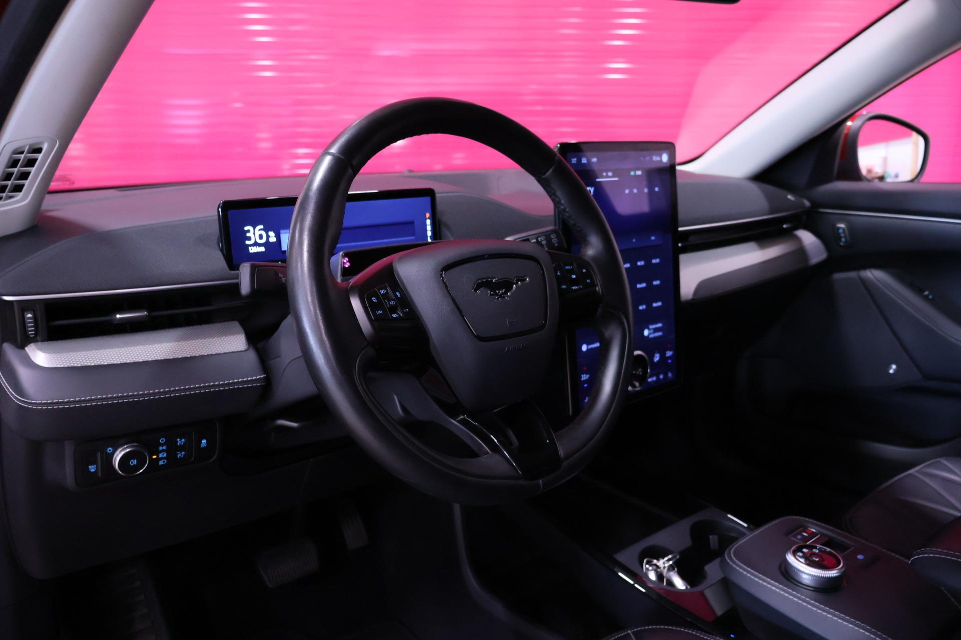 FORD Mustang Mach-E 2021