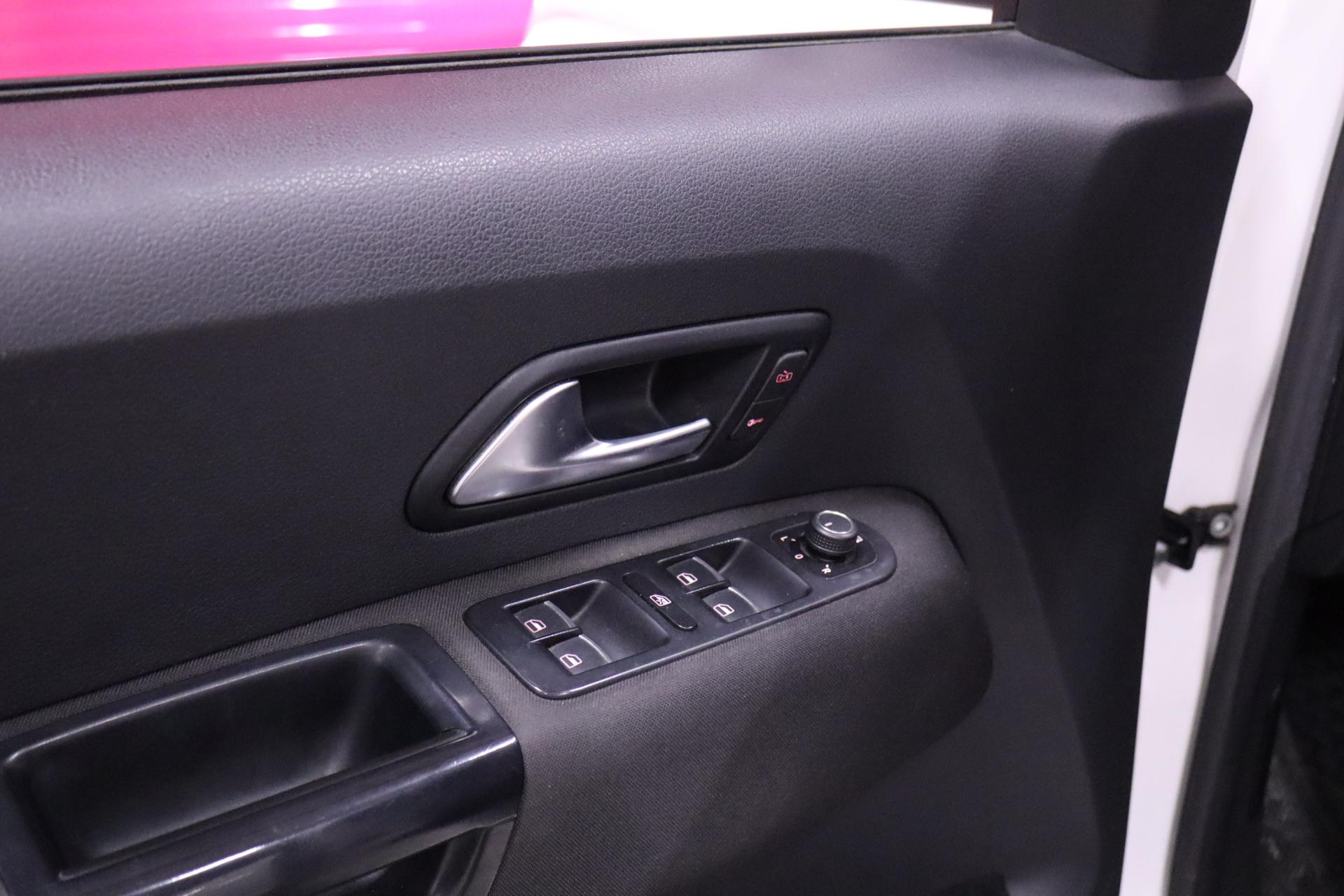 VOLKSWAGEN Amarok 2018