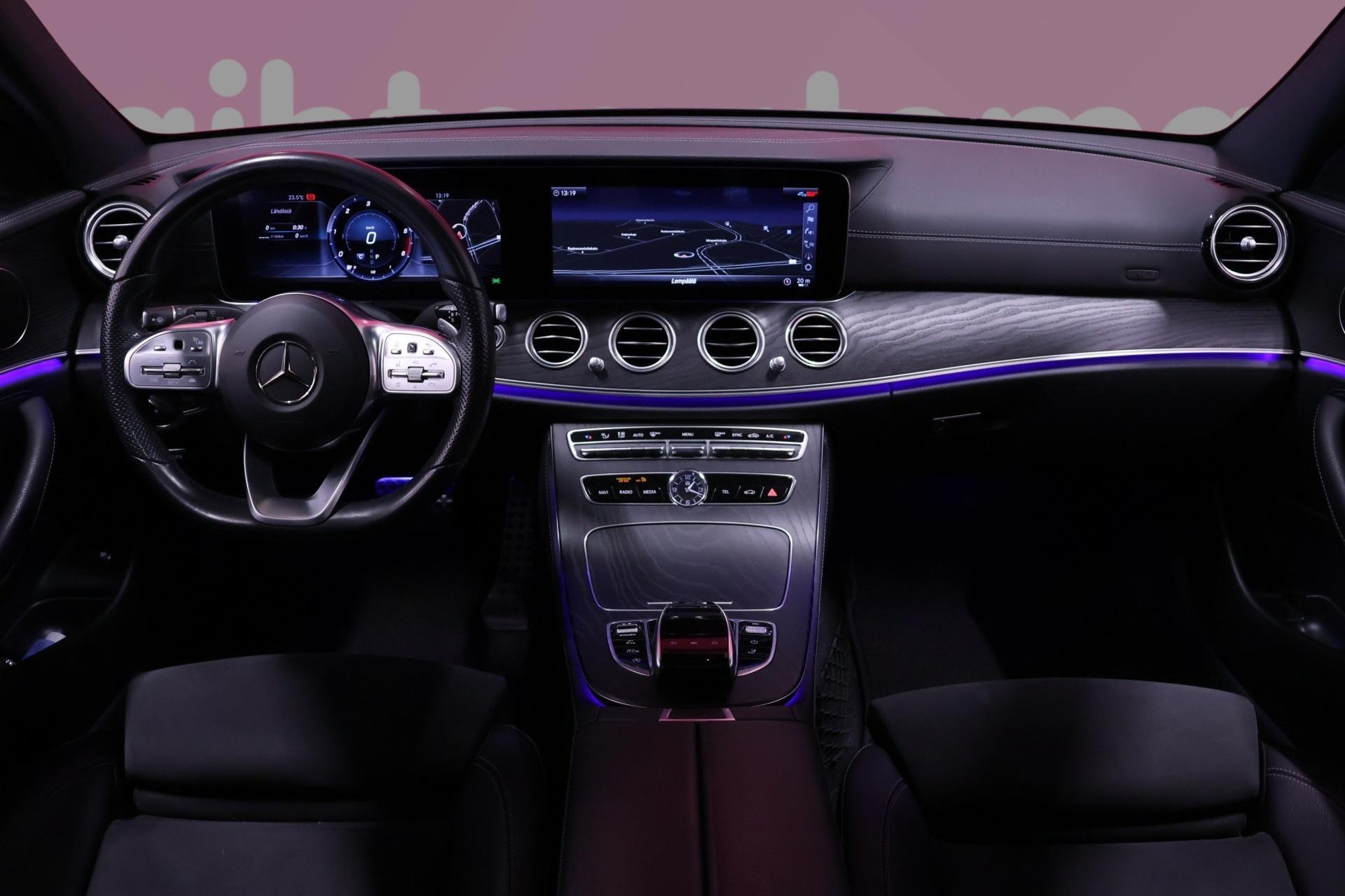 MERCEDES-BENZ E 2019