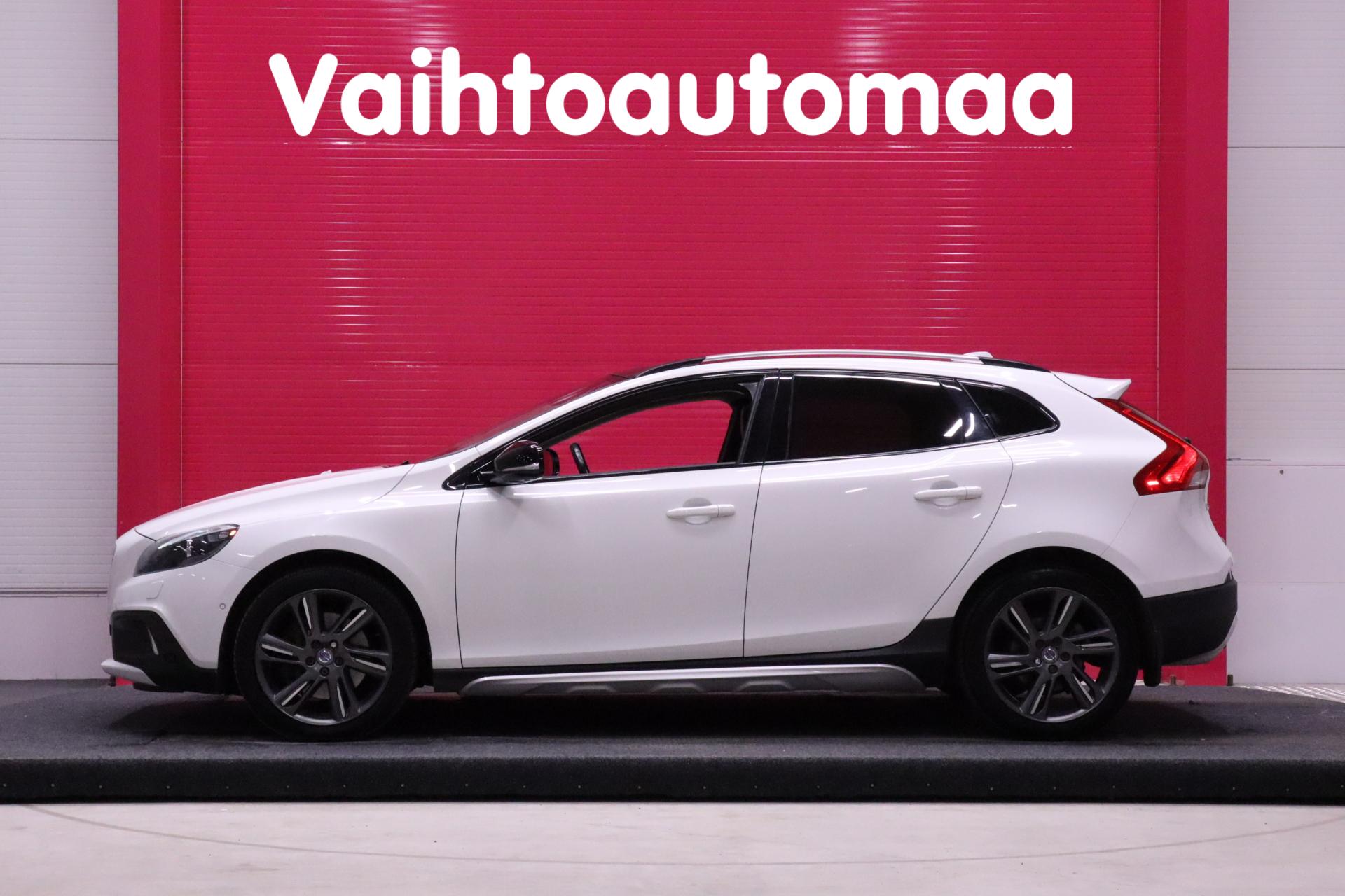 VOLVO V40 Cross Country 2013