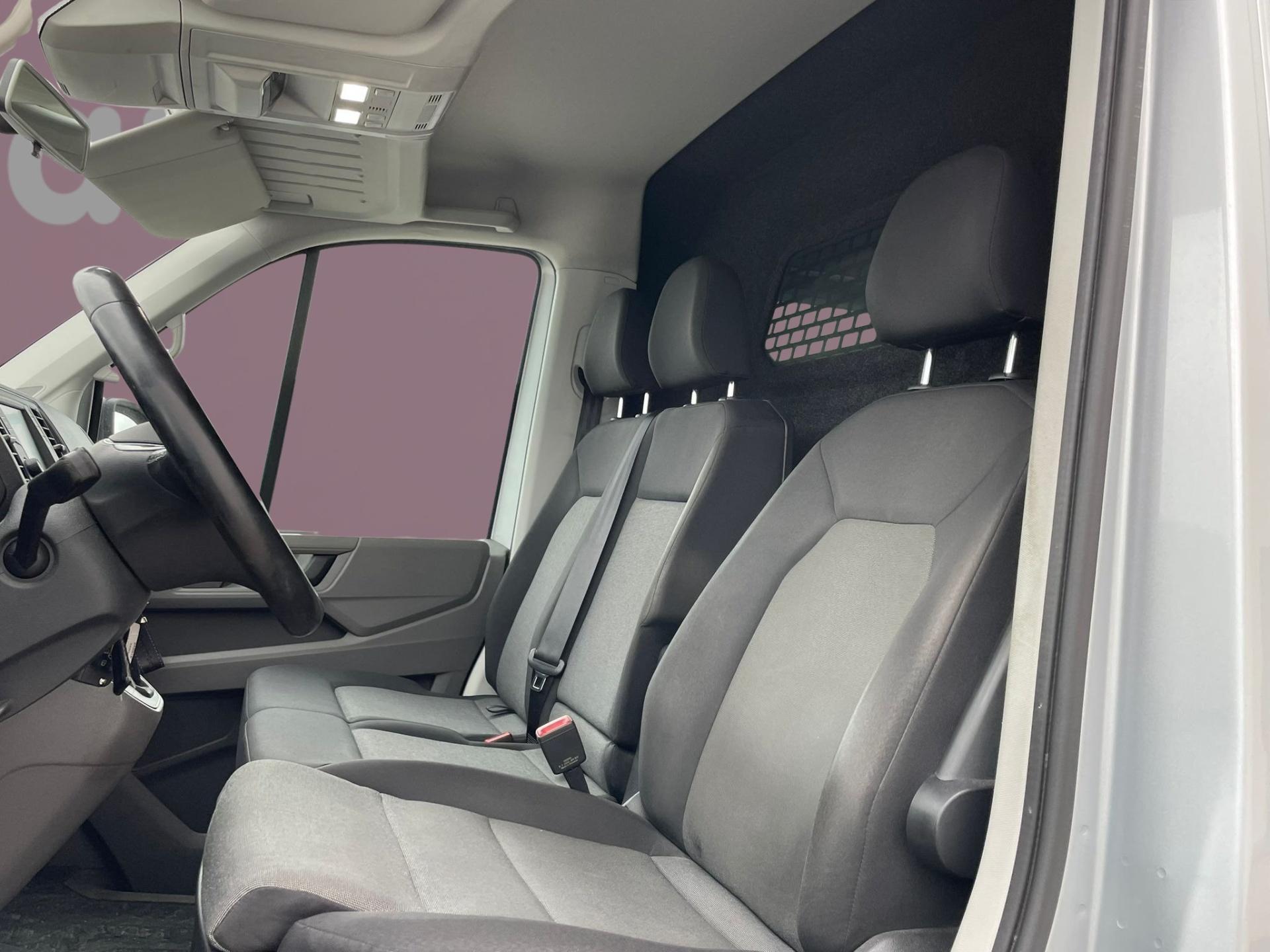 VOLKSWAGEN Crafter 2020