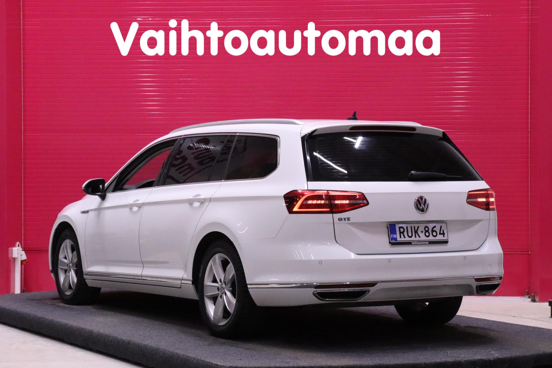 VOLKSWAGEN Passat 2017