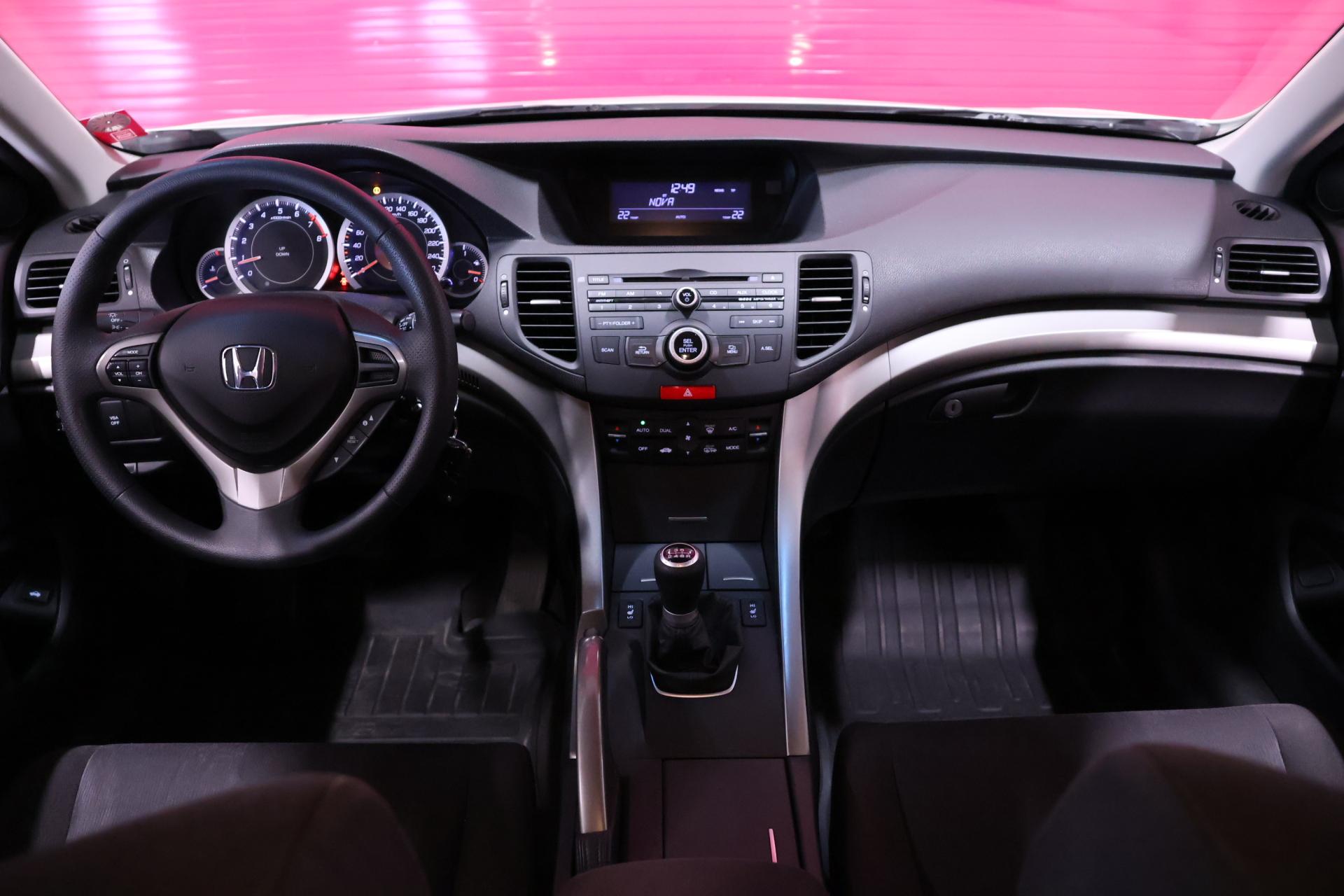 HONDA Accord 2011