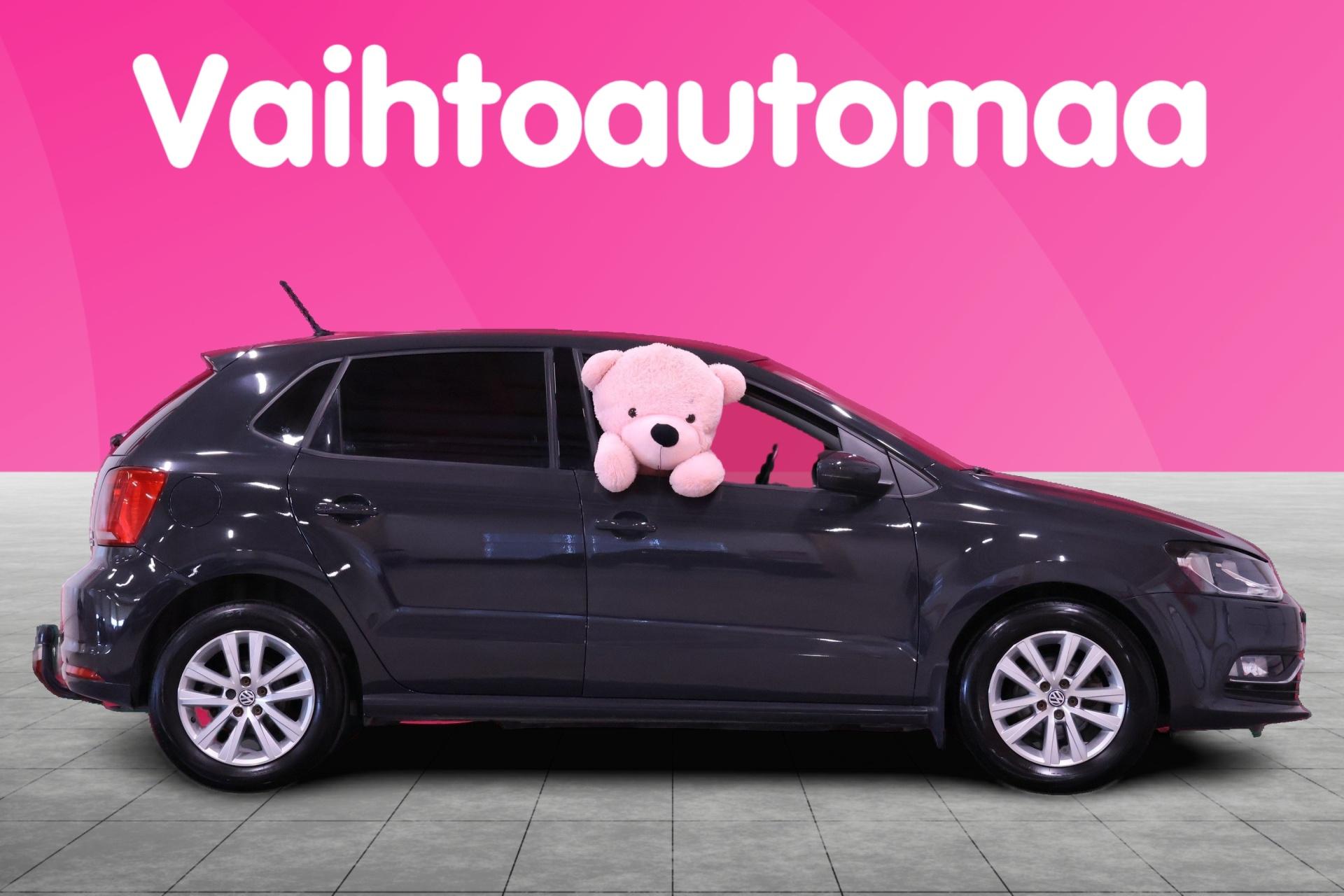 VOLKSWAGEN Polo 2