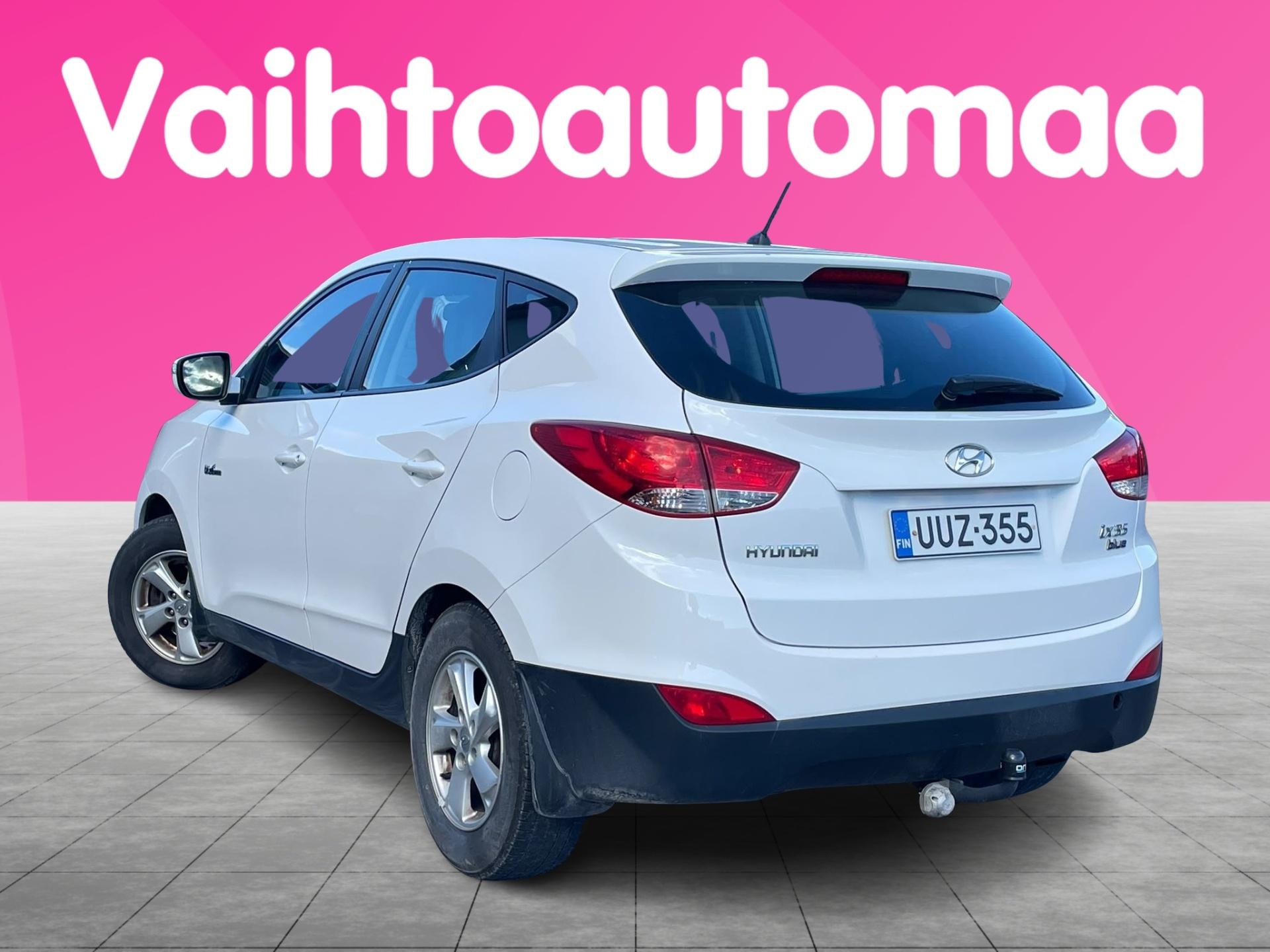 HYUNDAI ix35 3