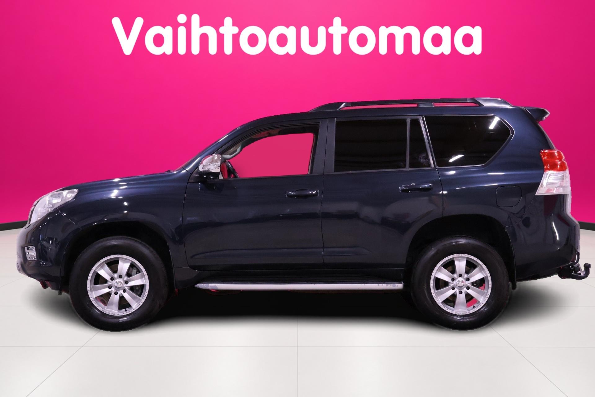 TOYOTA Land Cruiser 2010