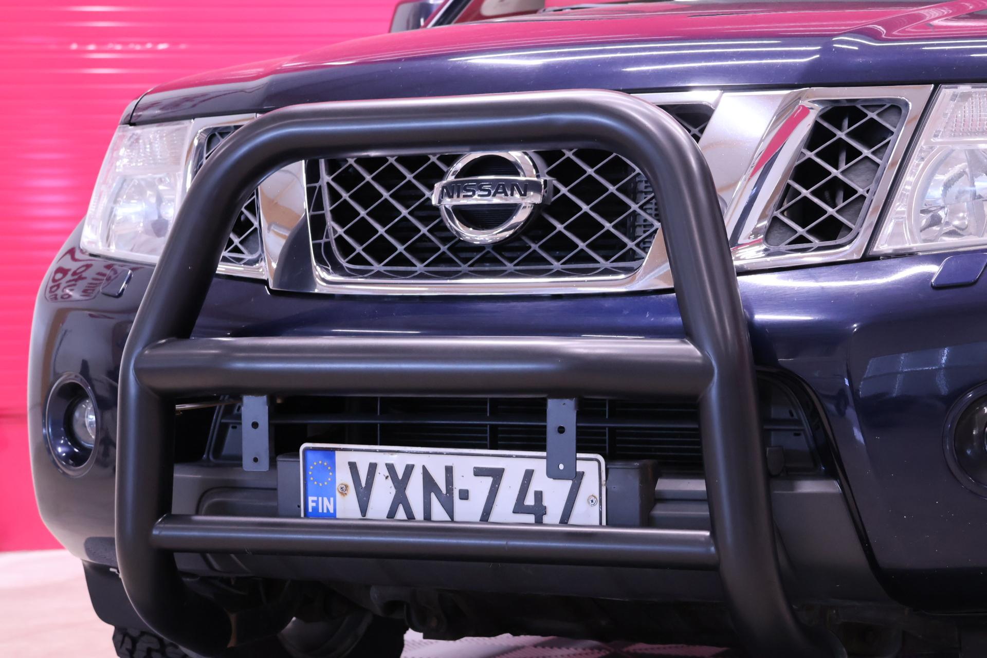 NISSAN Navara 2014