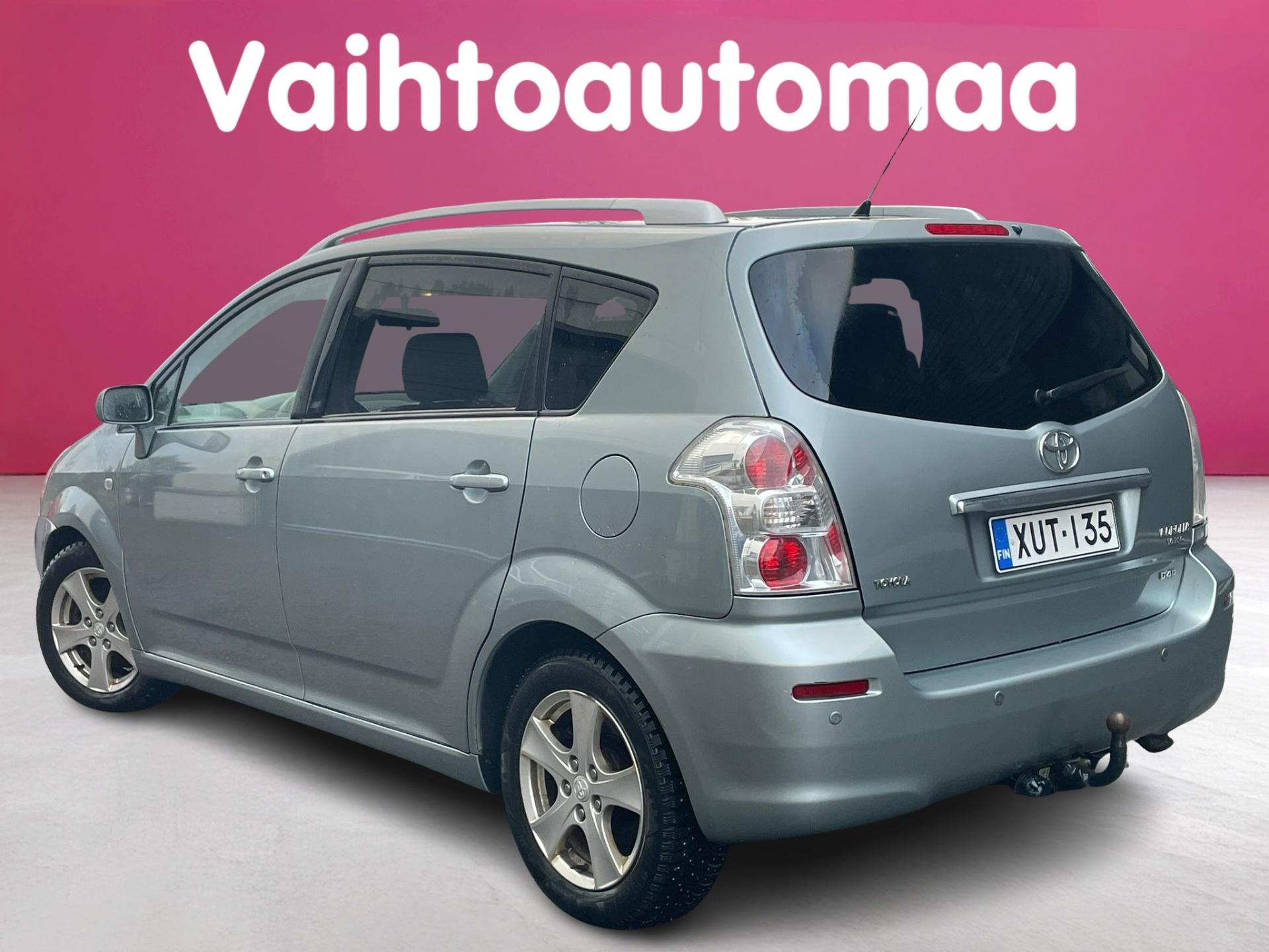 TOYOTA Corolla Verso 2009