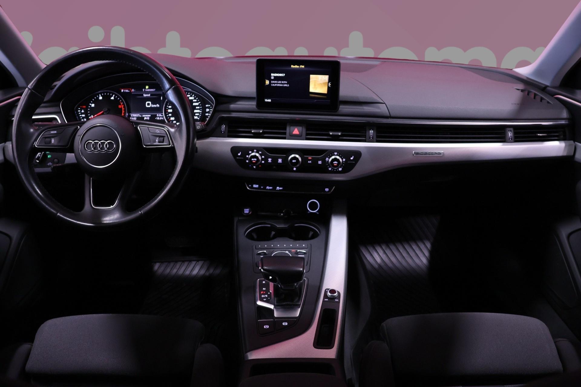 AUDI A4 2017