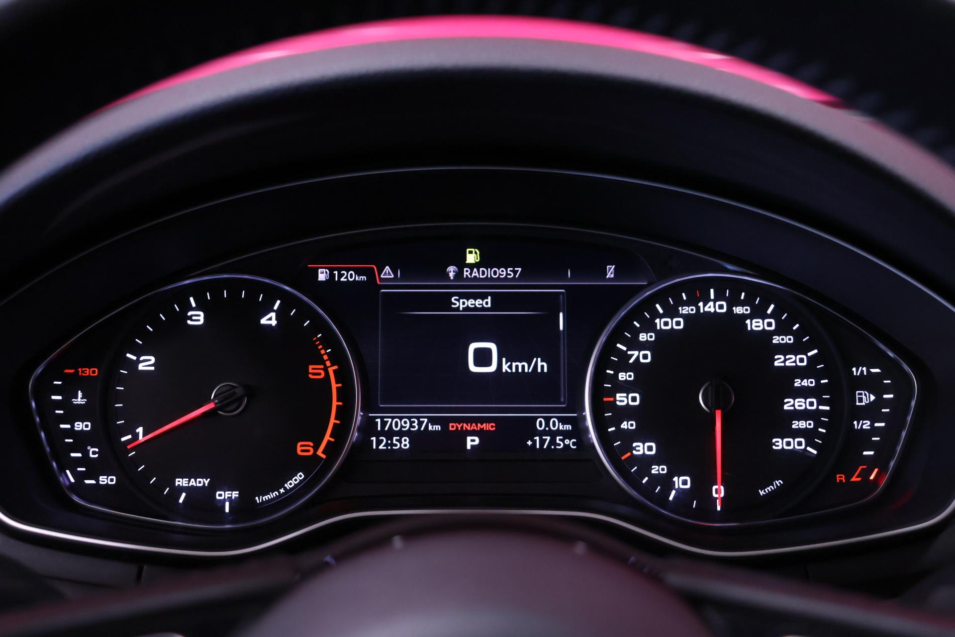 AUDI A4 2017