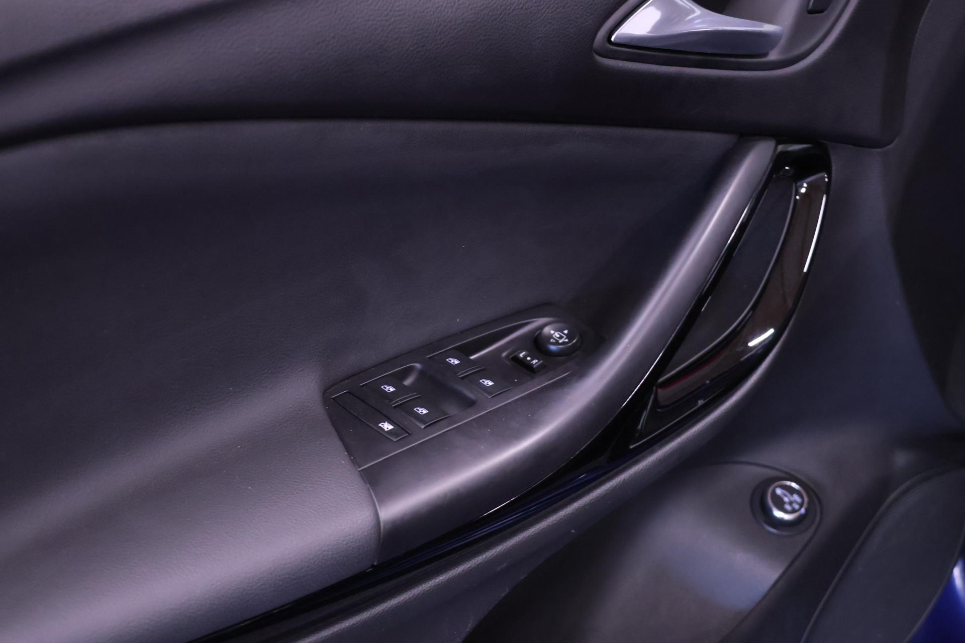 OPEL Astra 2021