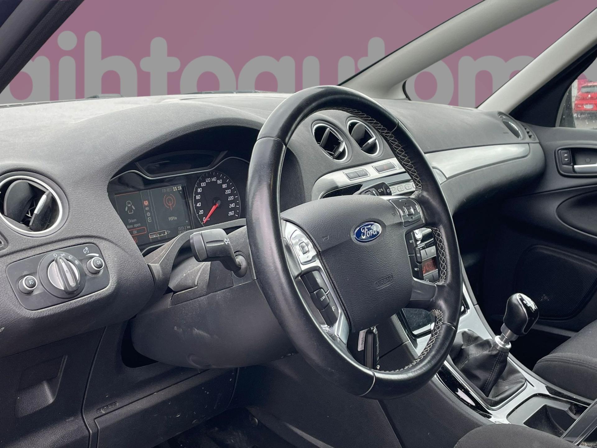 FORD S-MAX 2012