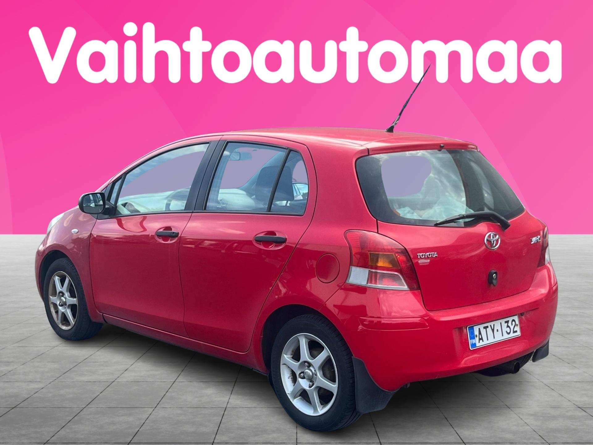 TOYOTA Yaris 2009