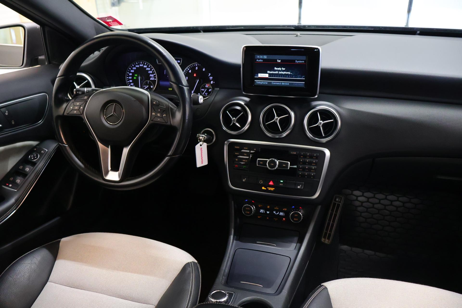MERCEDES-BENZ A 2014