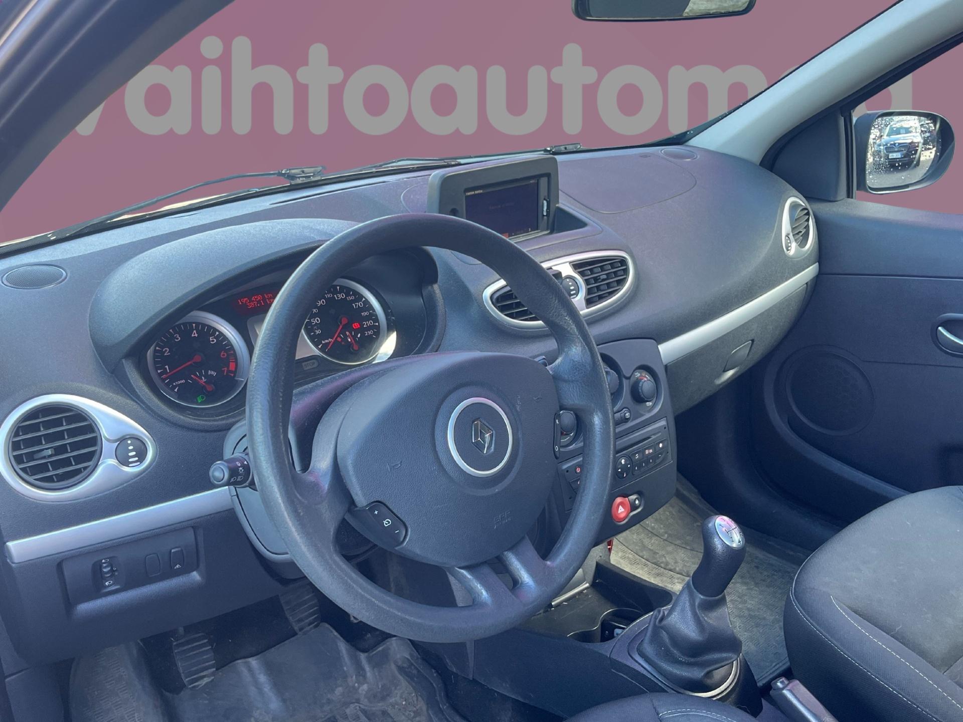 RENAULT Clio 2009