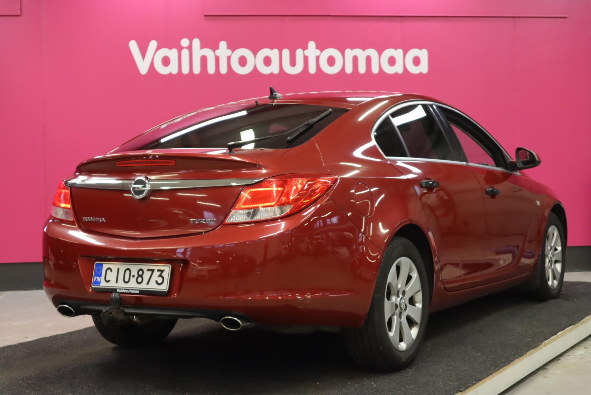OPEL Insignia 2012