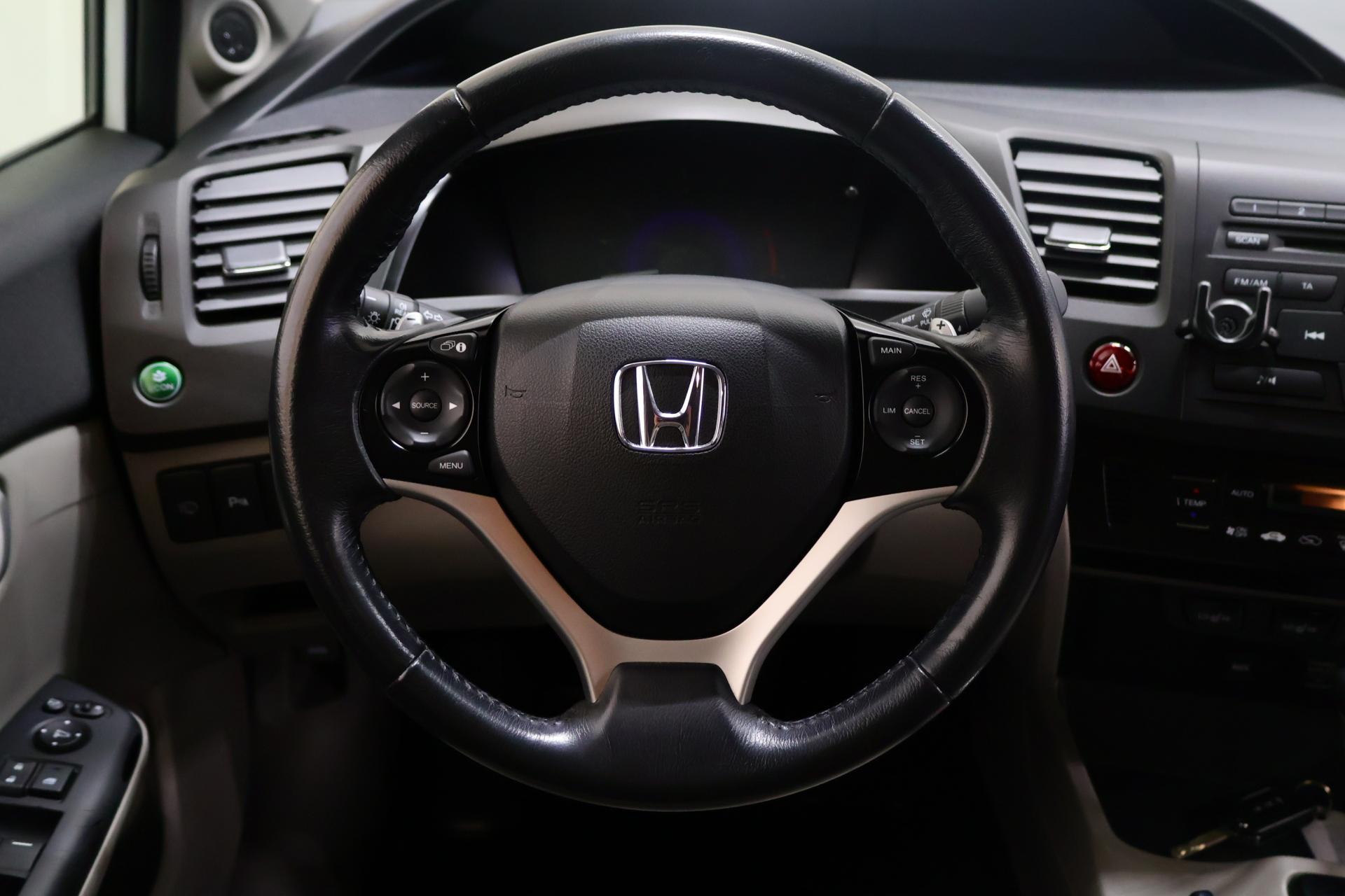 HONDA Civic 2015