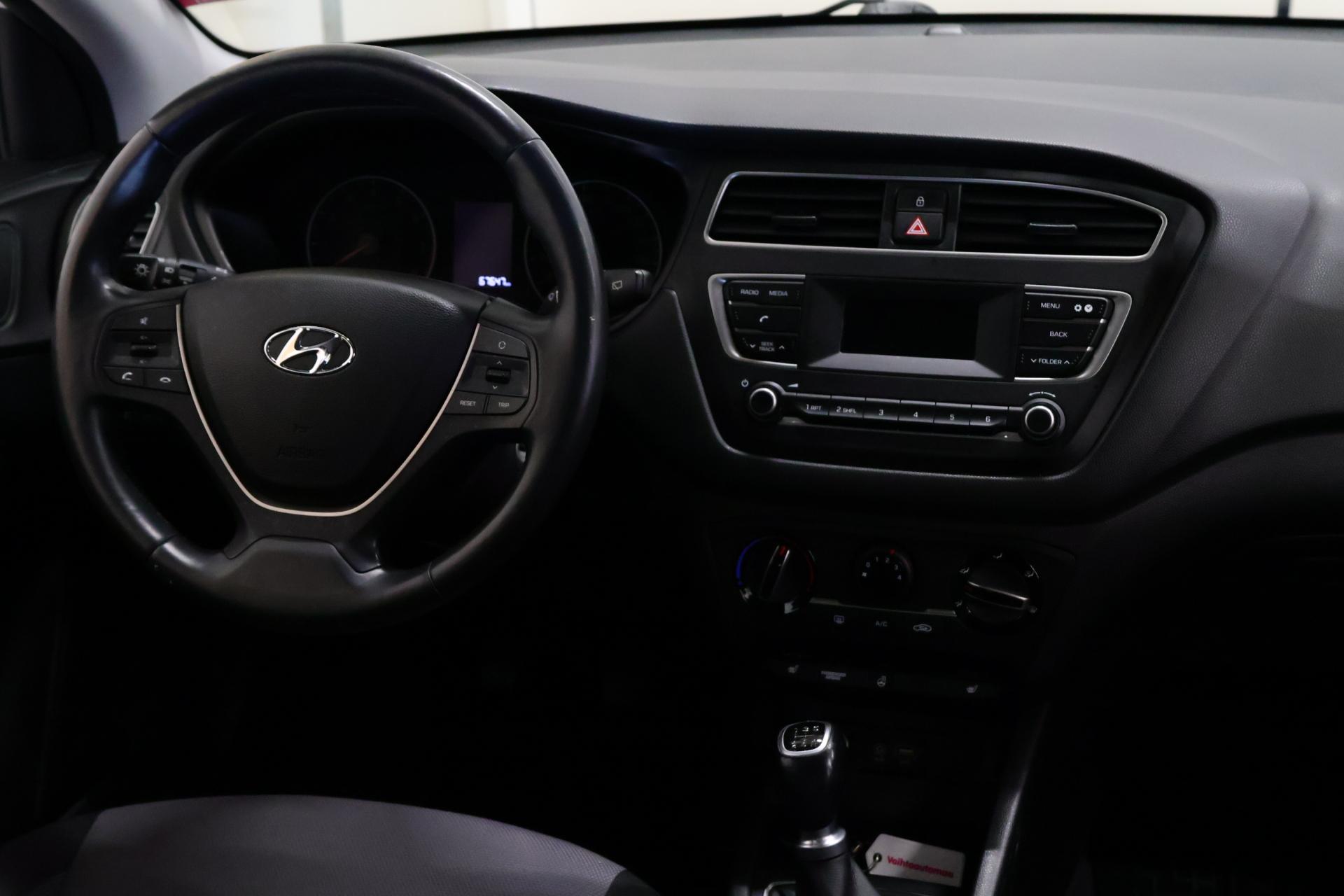 HYUNDAI i20 2020