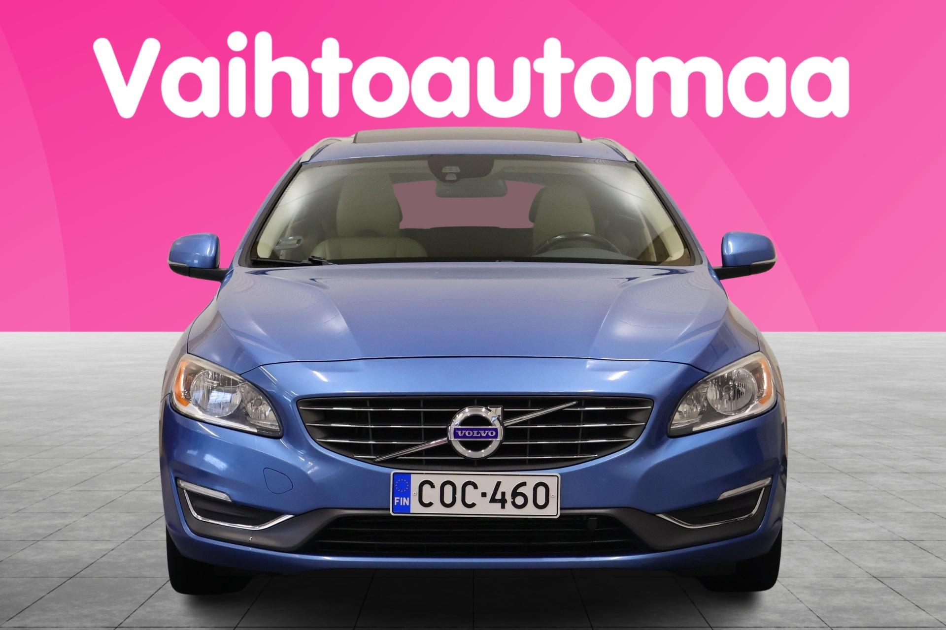 VOLVO V60 2015