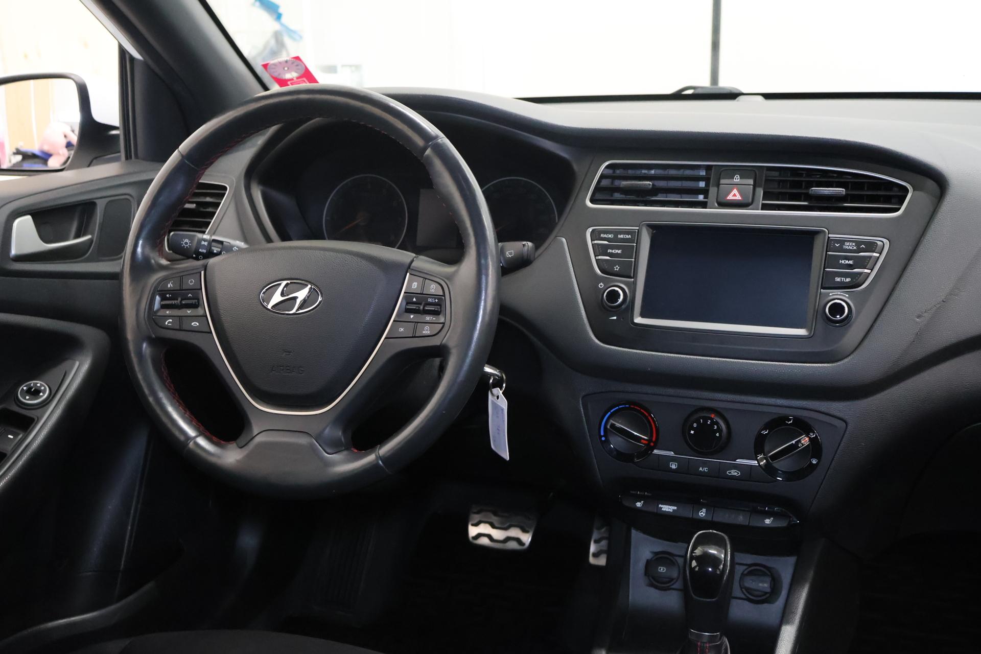 HYUNDAI i20 2020