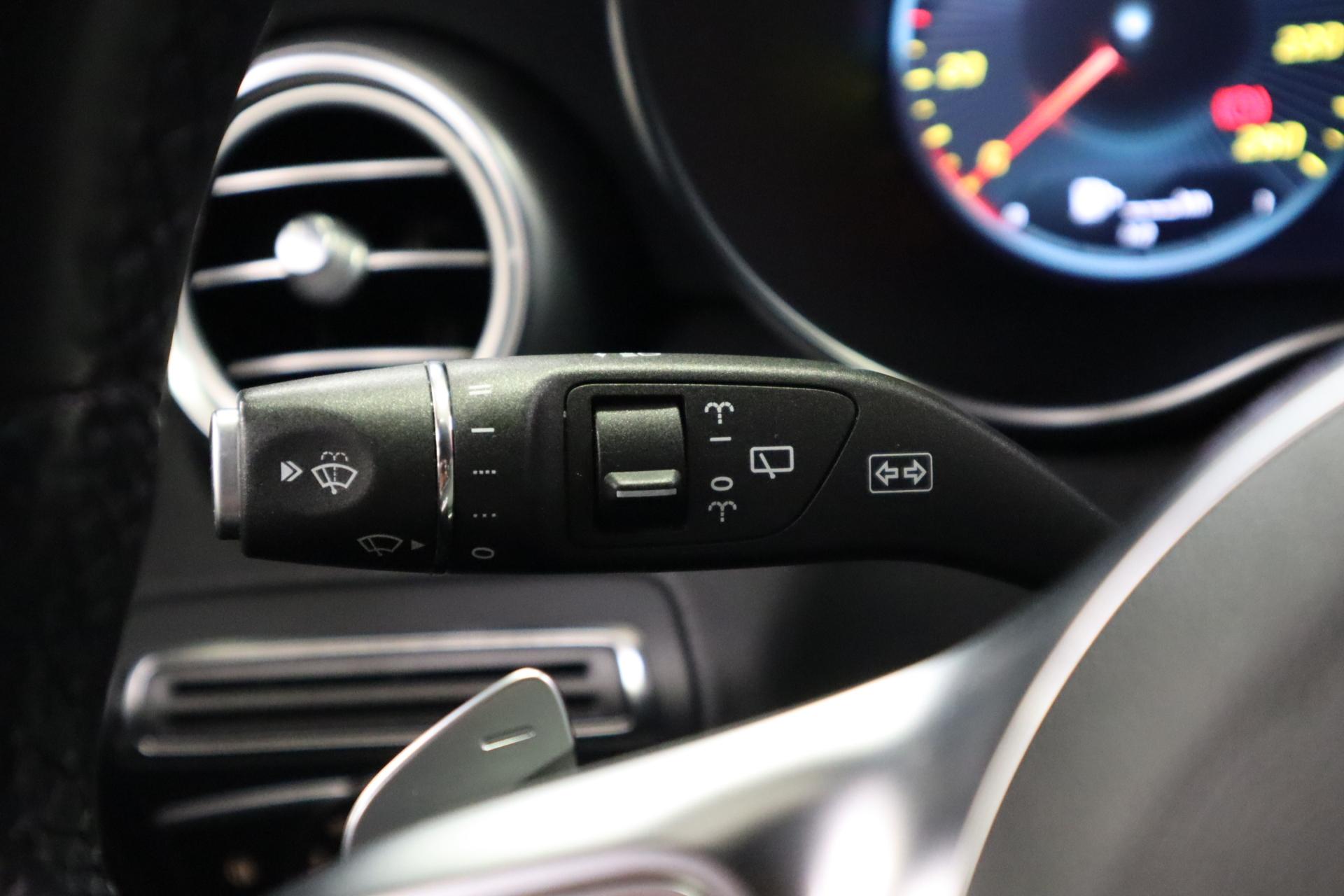 MERCEDES-BENZ C 2019