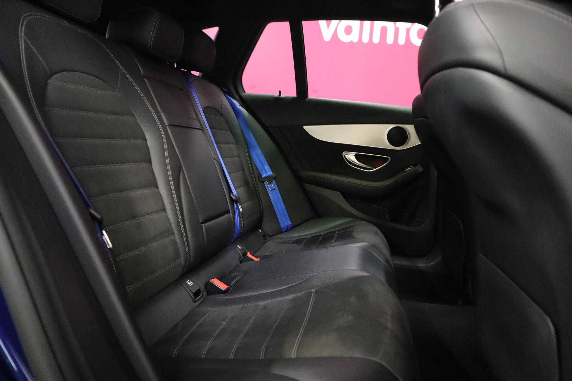 MERCEDES-BENZ C 2019