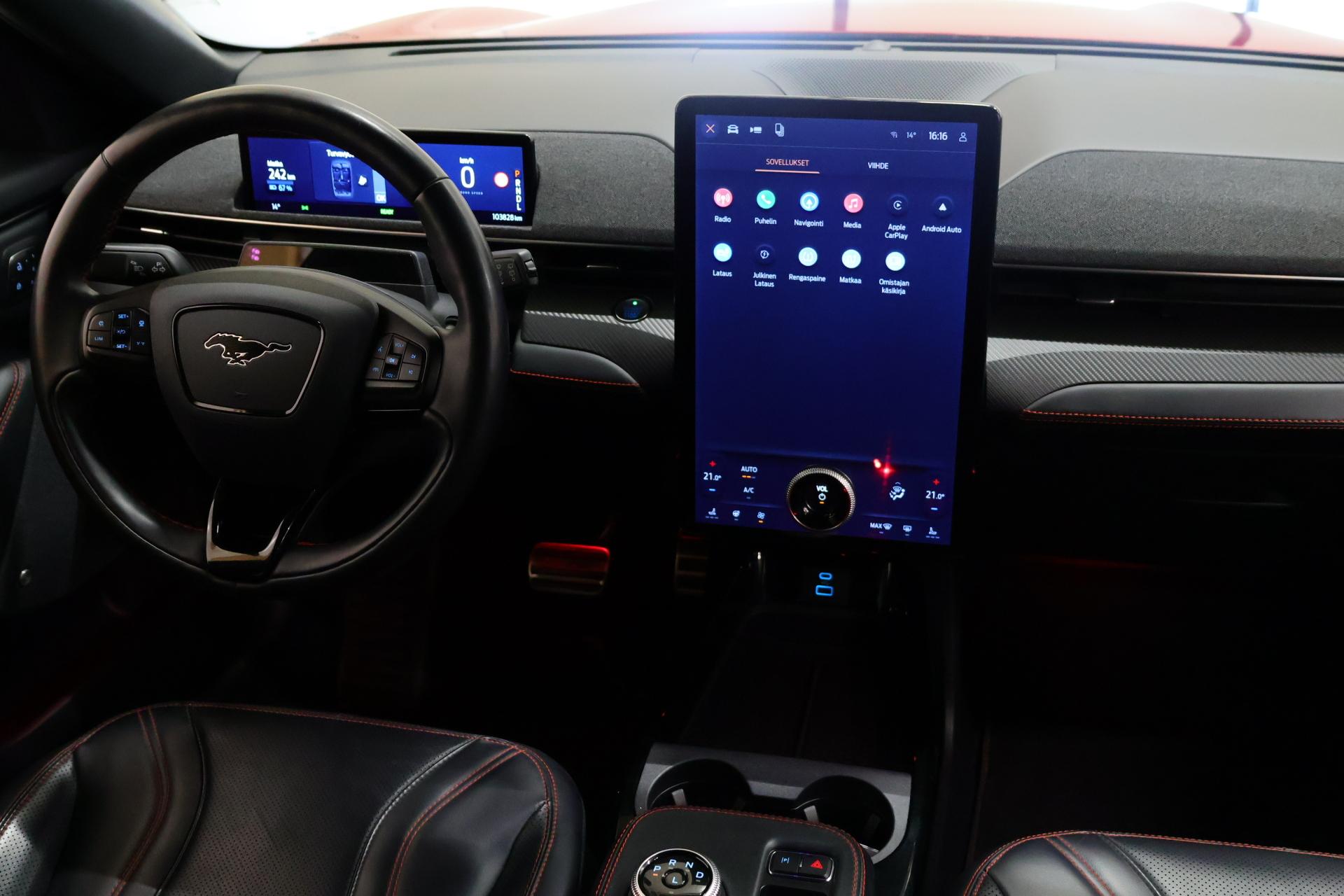 FORD Mustang Mach-E 2022