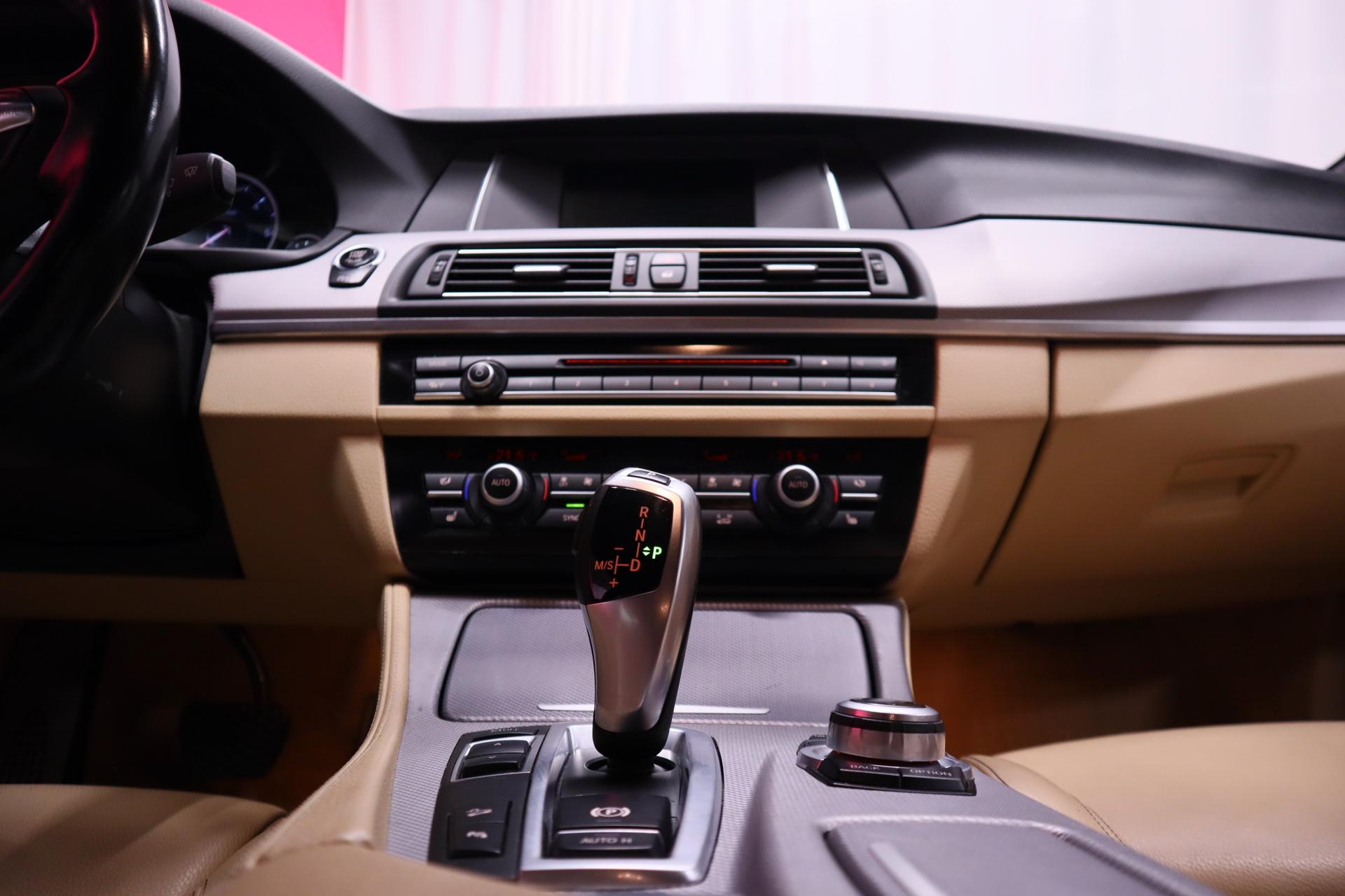 BMW 520 2014