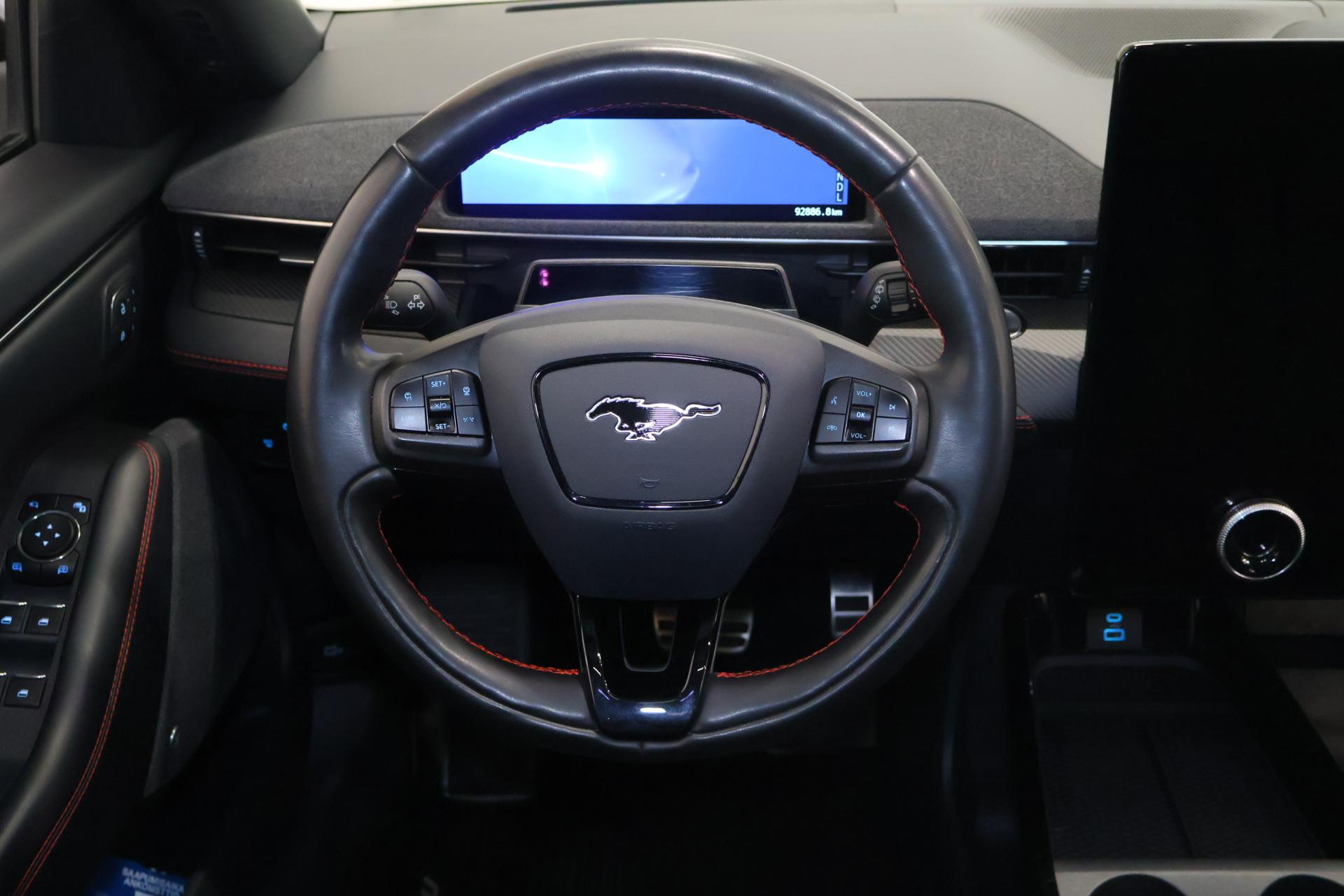 FORD Mustang Mach-E 2022