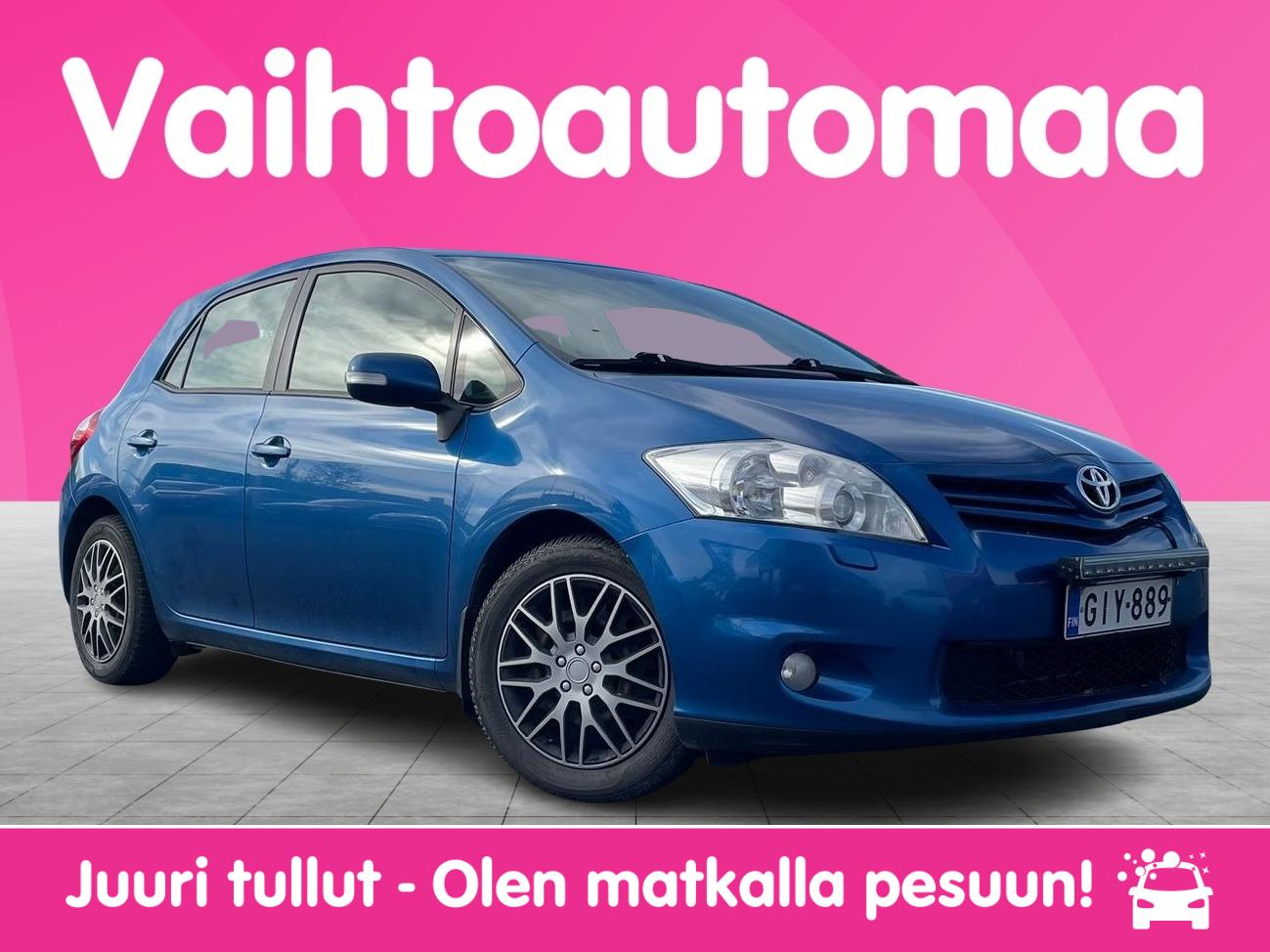 TOYOTA Auris 2011