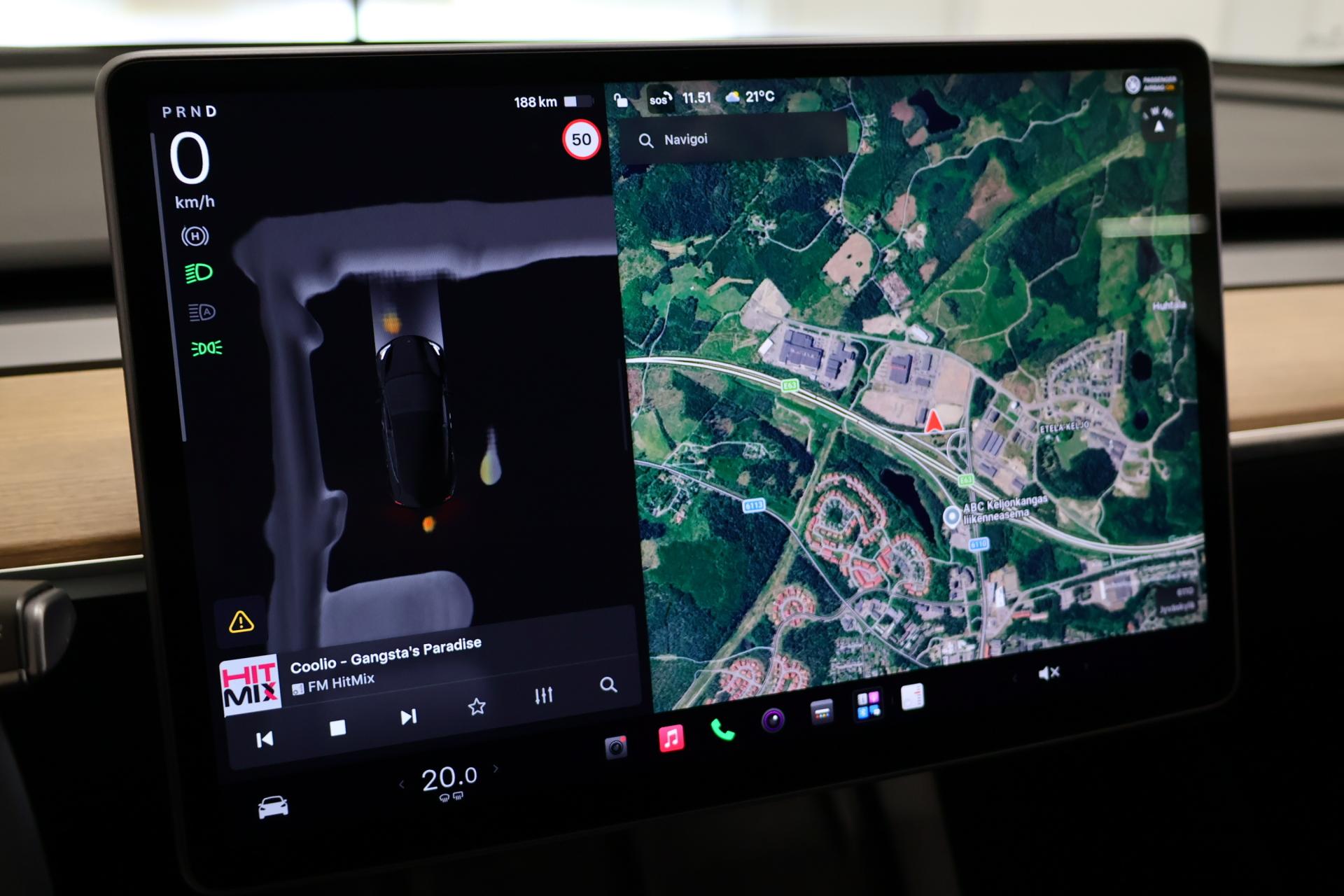TESLA Model 3 2022