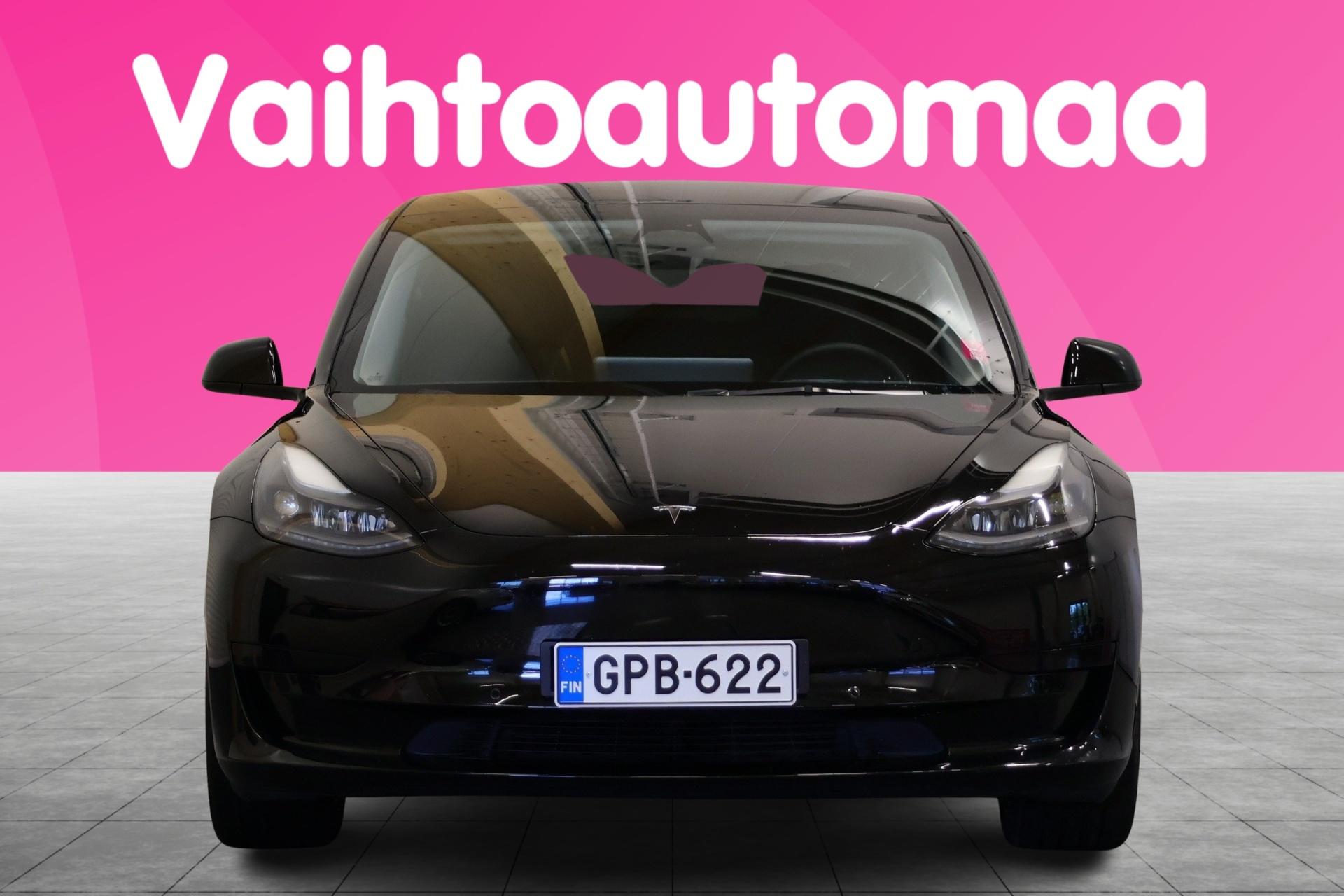 TESLA Model 3 2022