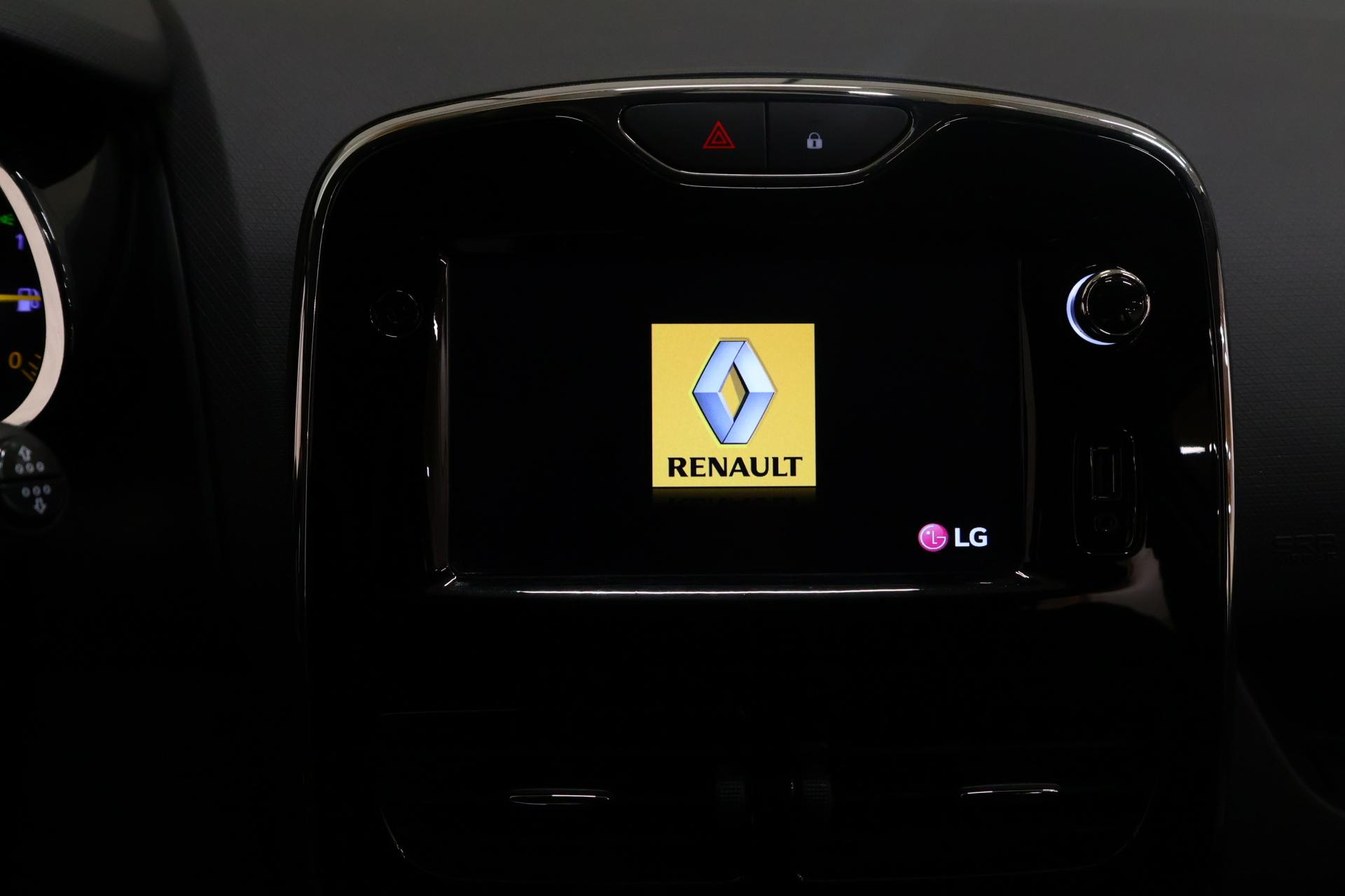RENAULT Clio 2014