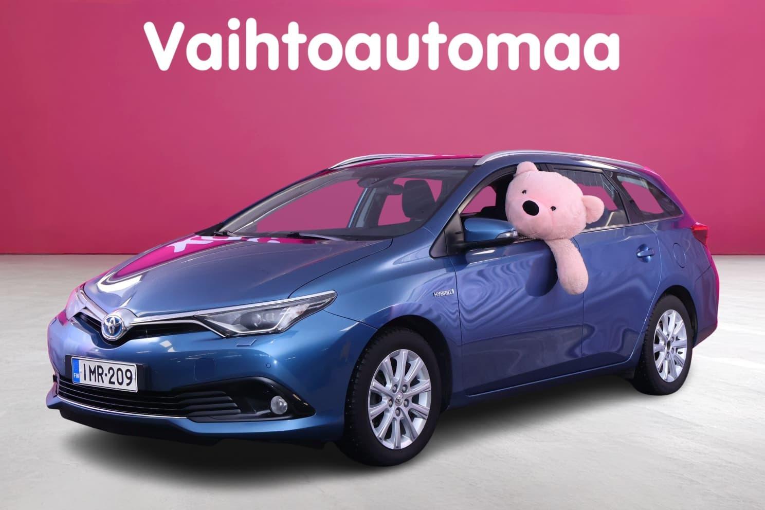 TOYOTA Auris 2016
