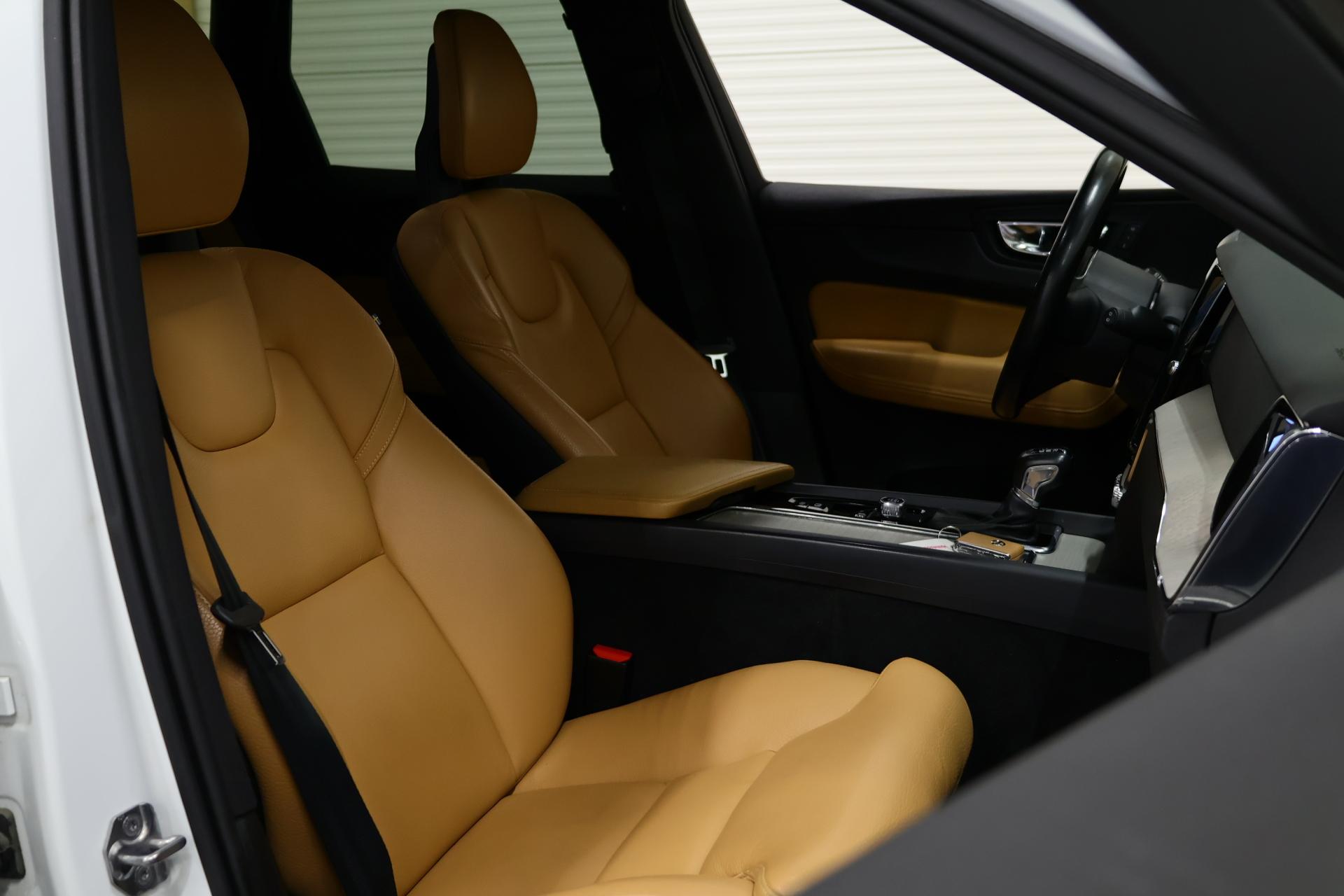 VOLVO XC60 2017