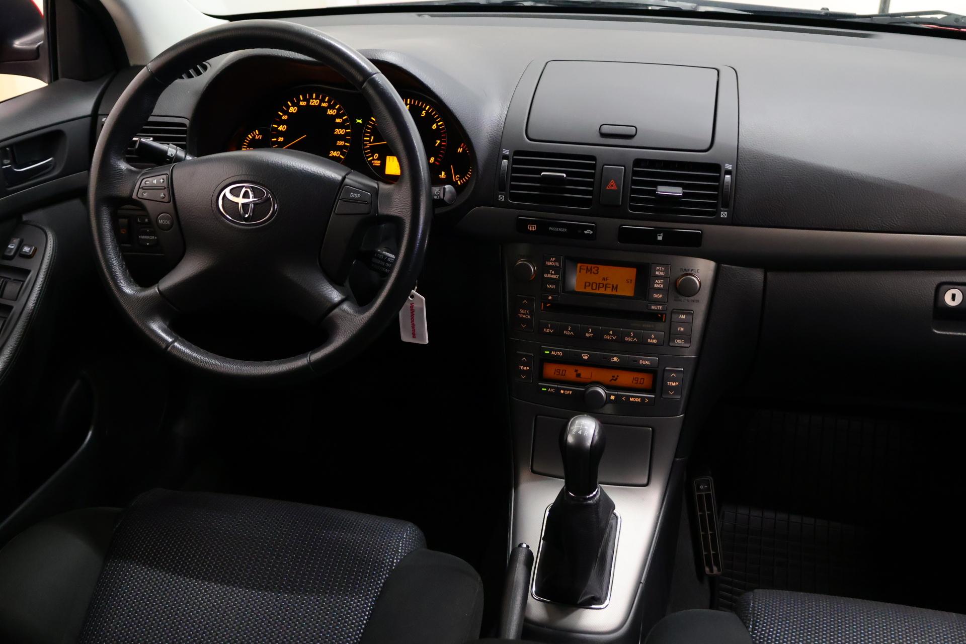TOYOTA Avensis 2007