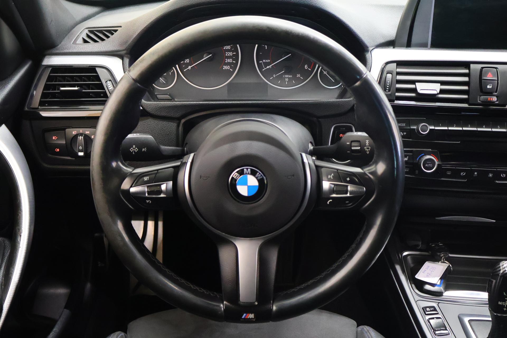 BMW 320 2014