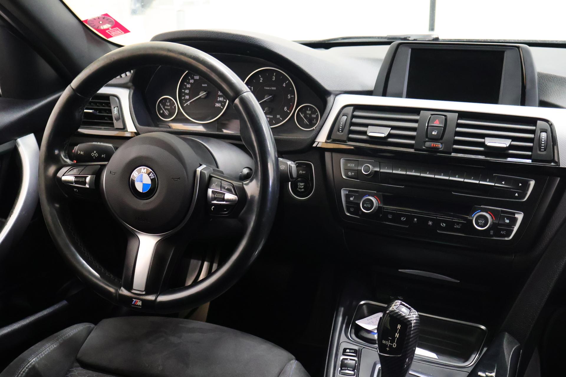 BMW 320 2014