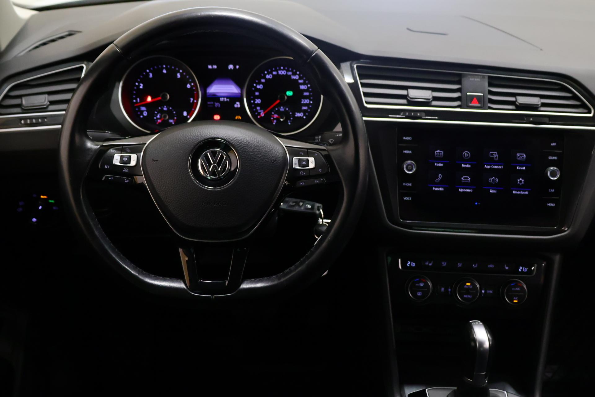 VOLKSWAGEN Tiguan 2018