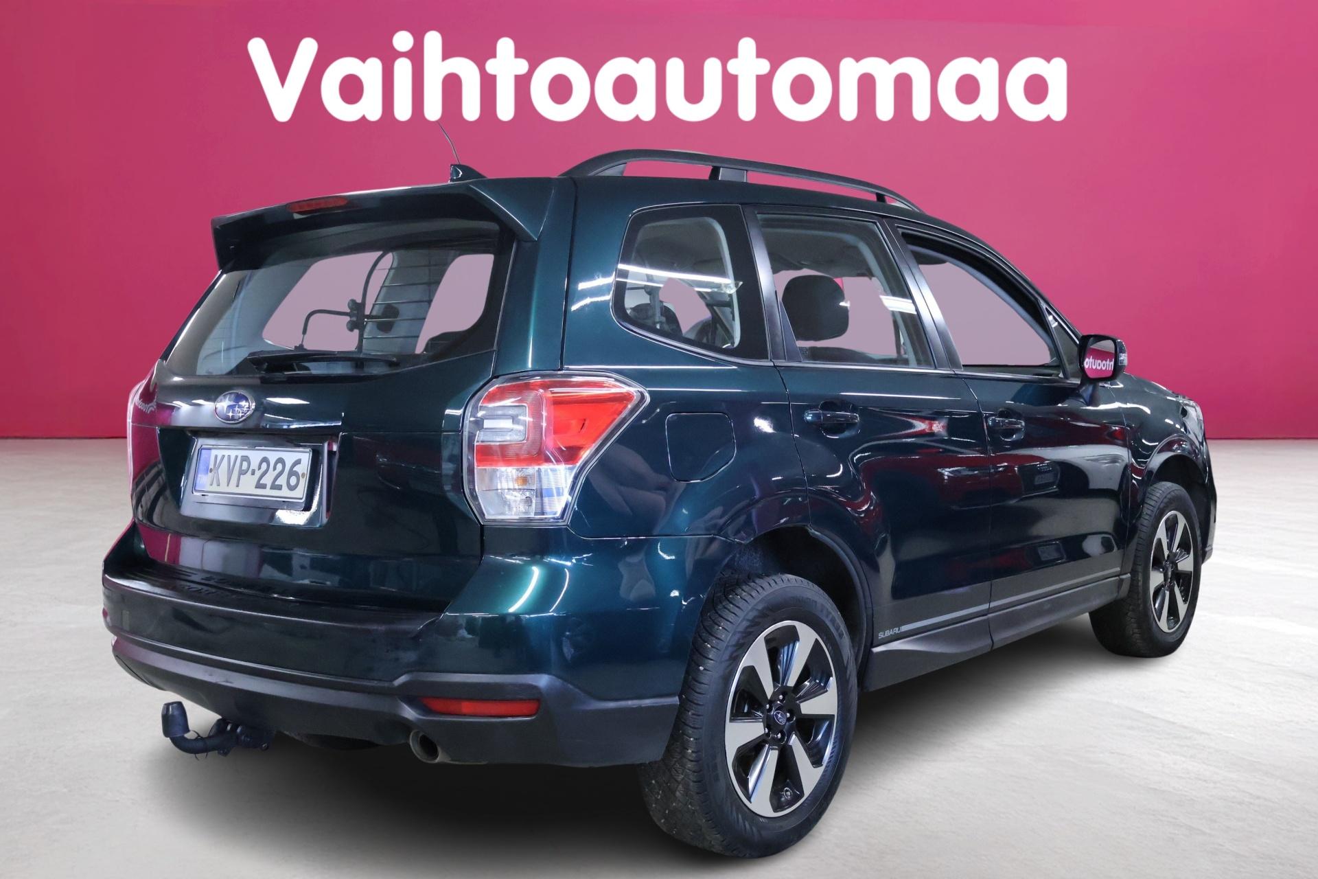 SUBARU Forester 2017