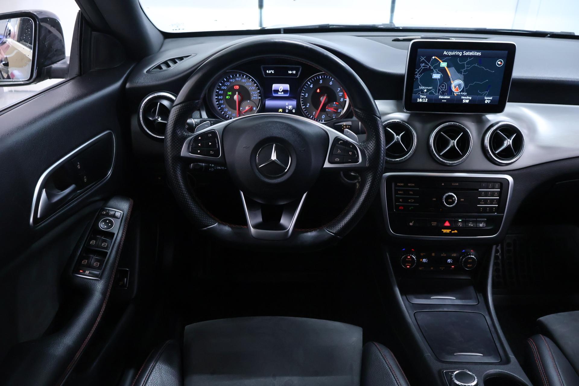 MERCEDES-BENZ CLA 2016