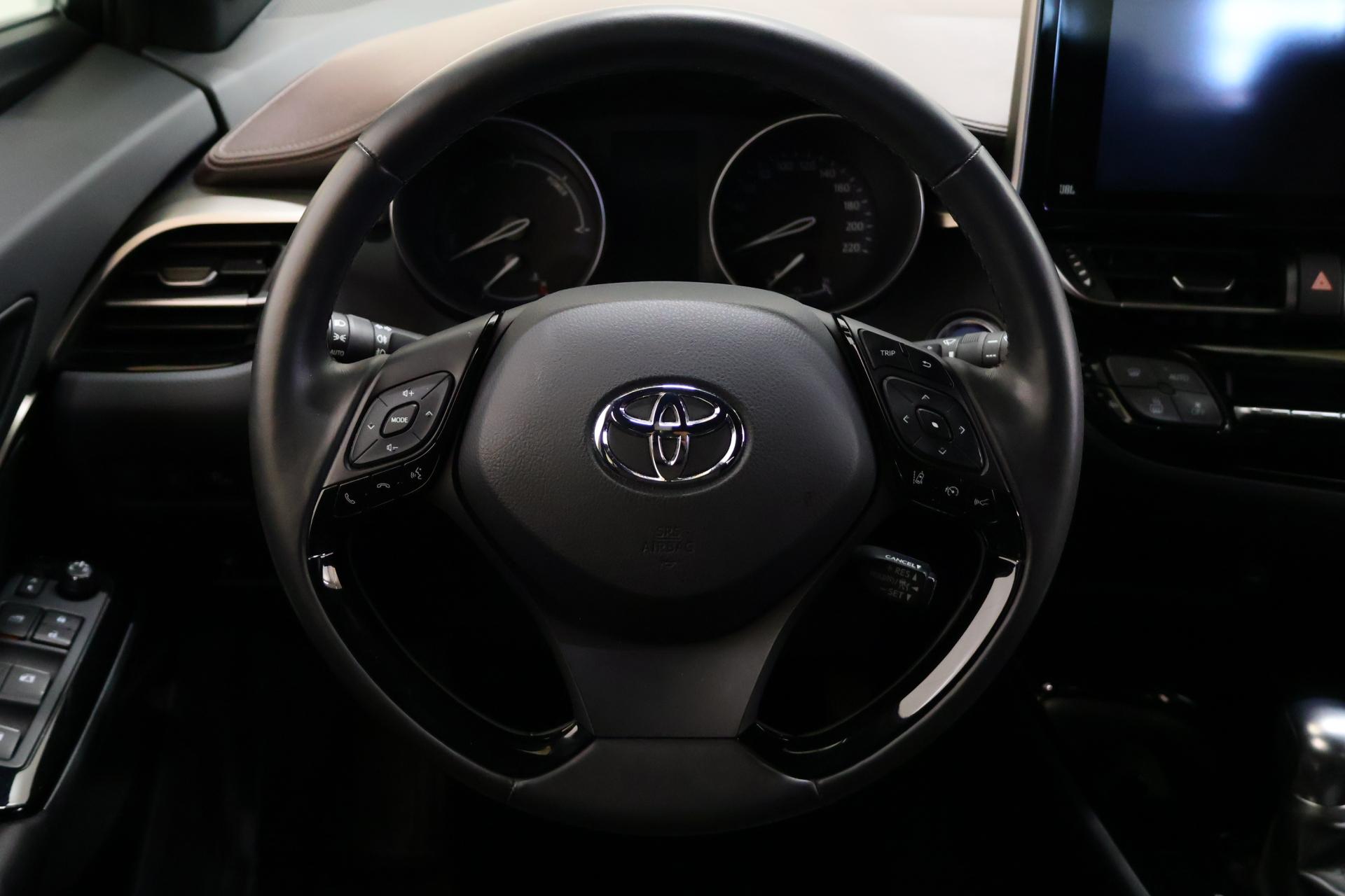 TOYOTA C-HR 2019