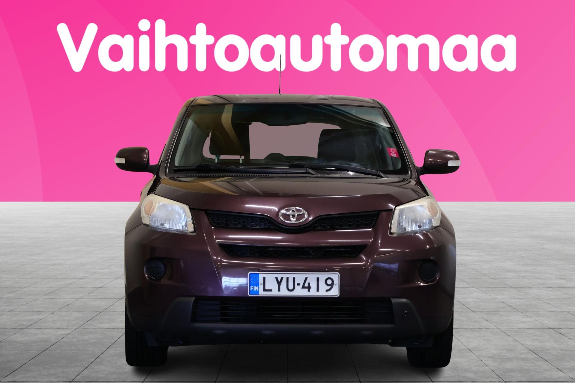 TOYOTA Urban Cruiser 2009