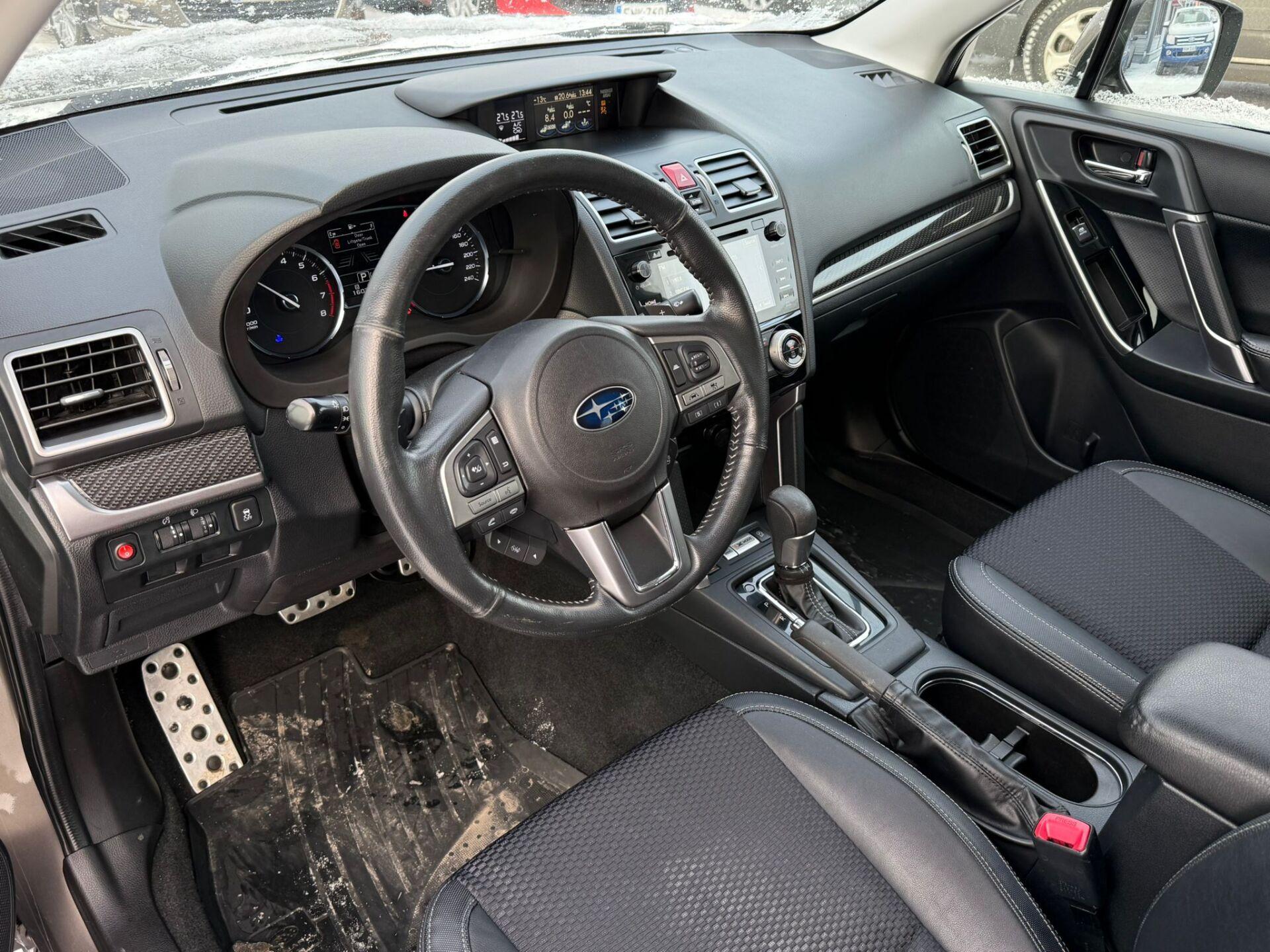 SUBARU Forester 2019