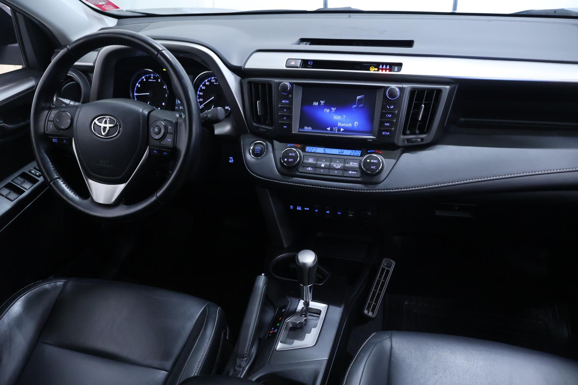 TOYOTA RAV4 2016
