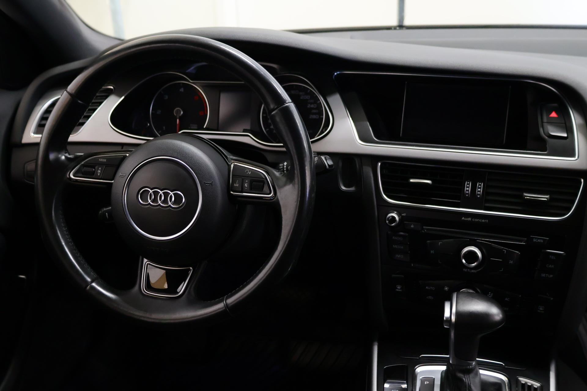 AUDI A4 2013