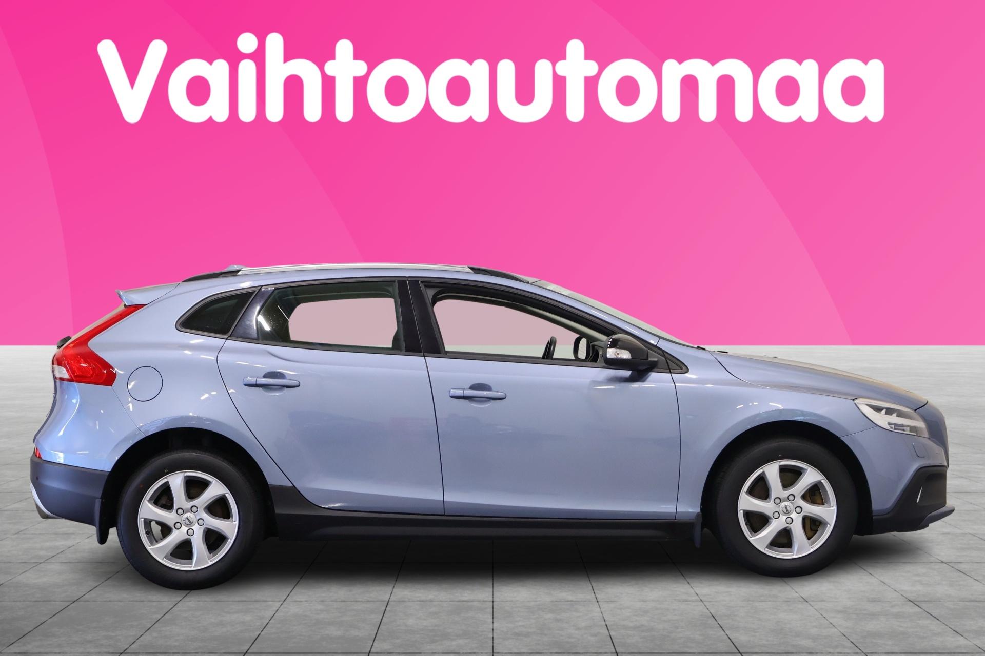 VOLVO V40 Cross Country 2018