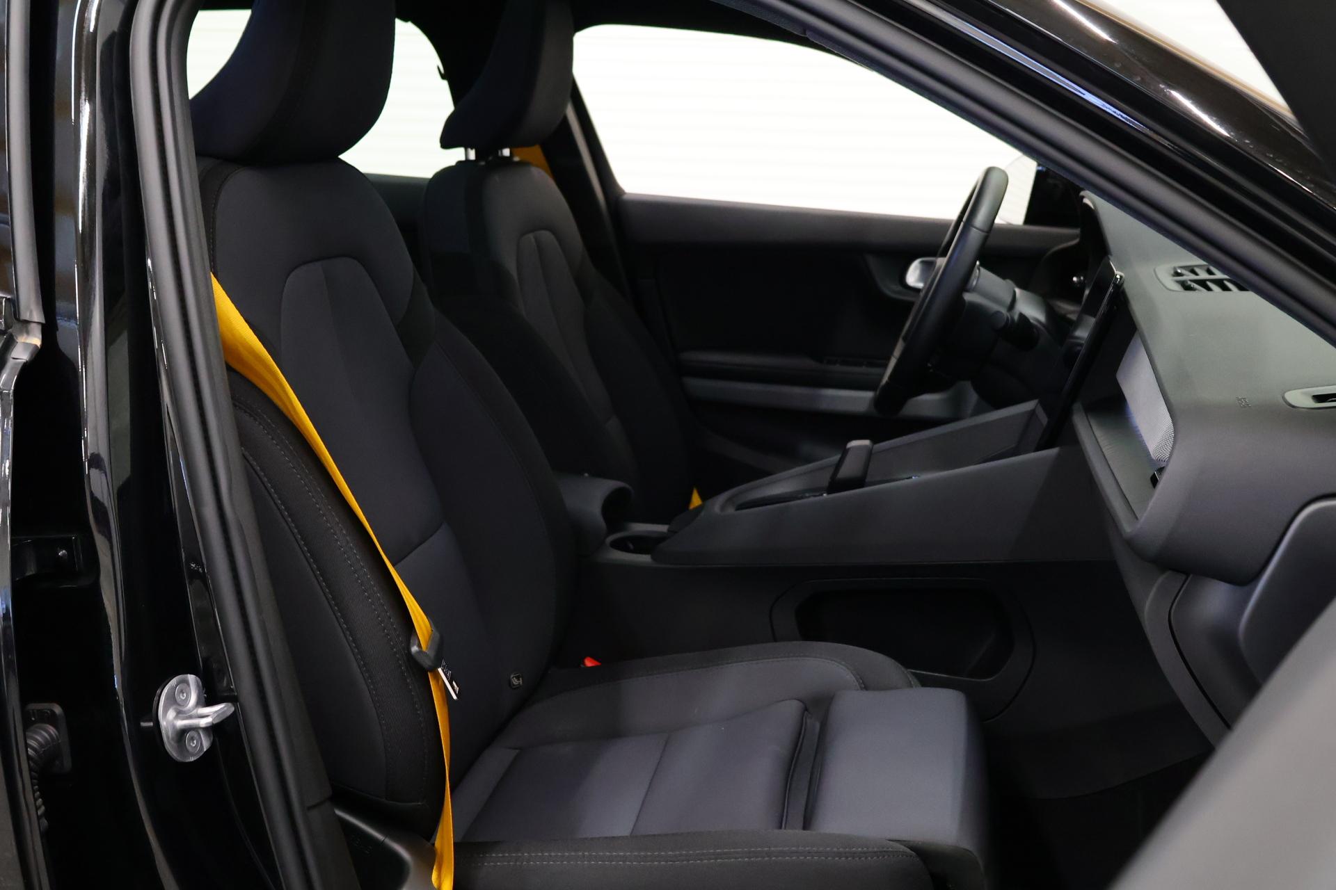 POLESTAR 2 2023