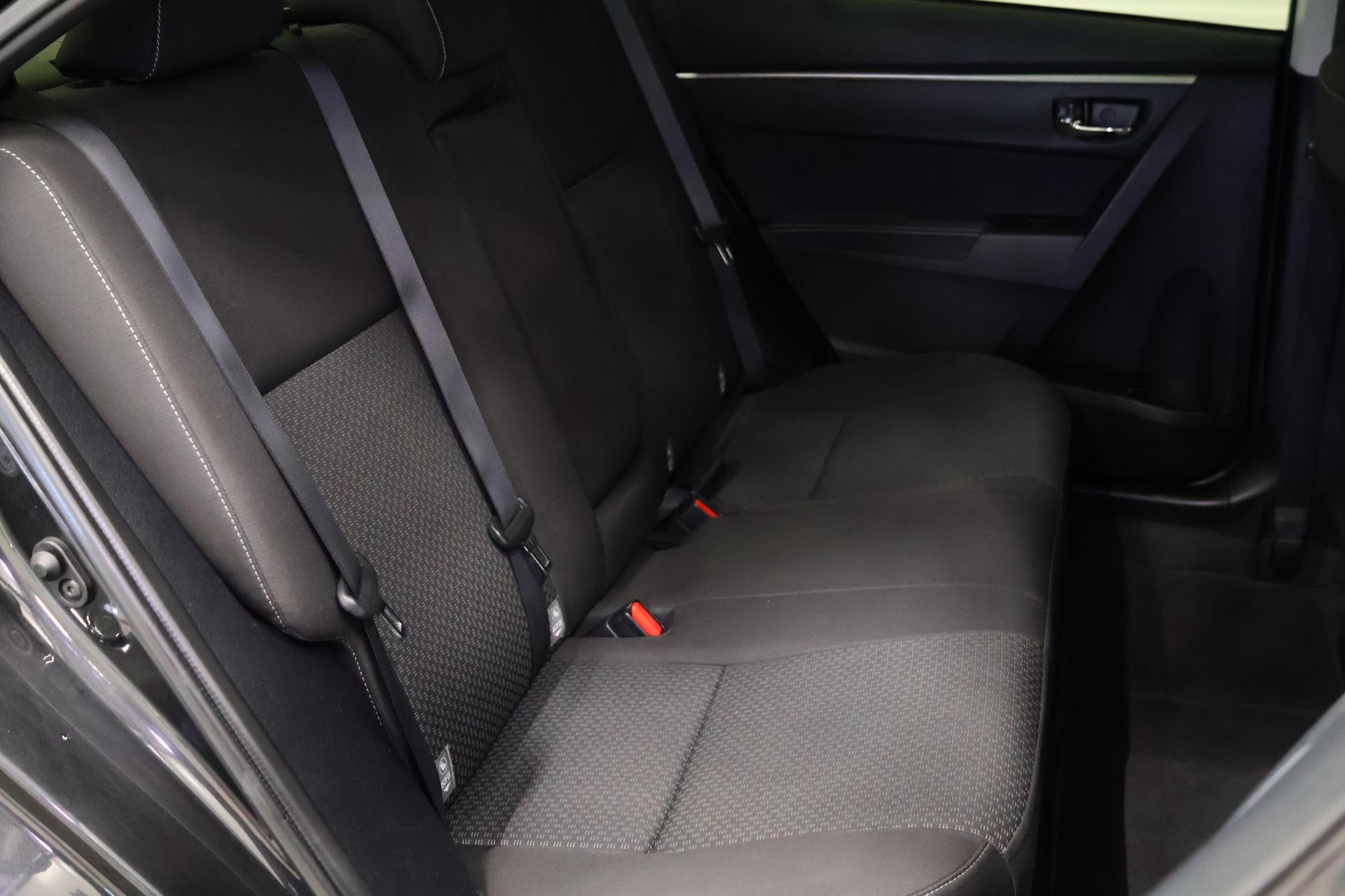 TOYOTA Corolla 2014