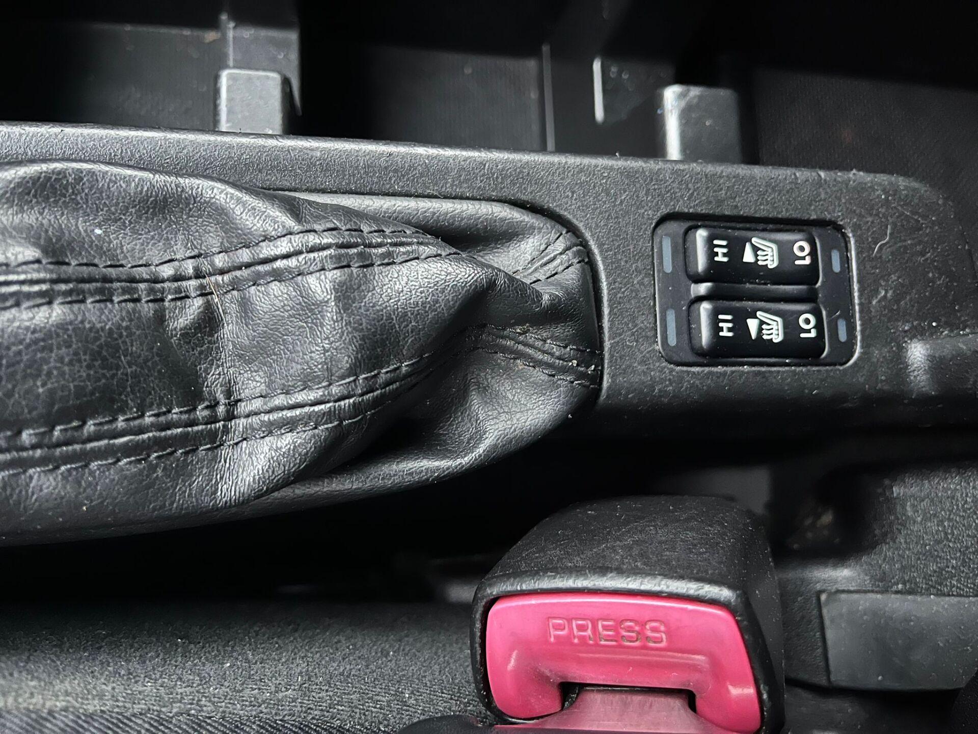 SUBARU Forester 2011